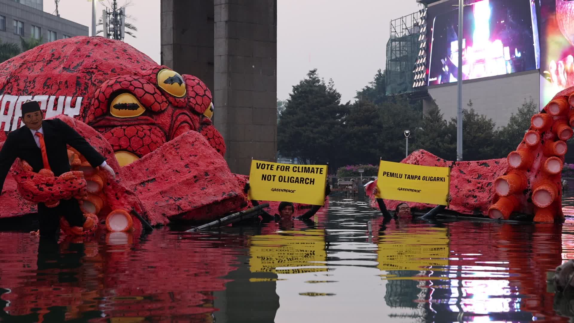 Greenpeace Staged Protest Ahead Of The Registration Of Indonesia Presidential Elections Candidates