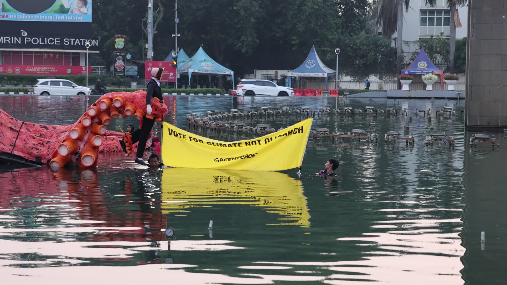 Greenpeace Staged Protest Ahead Of The Registration Of Indonesia Presidential Elections Candidates