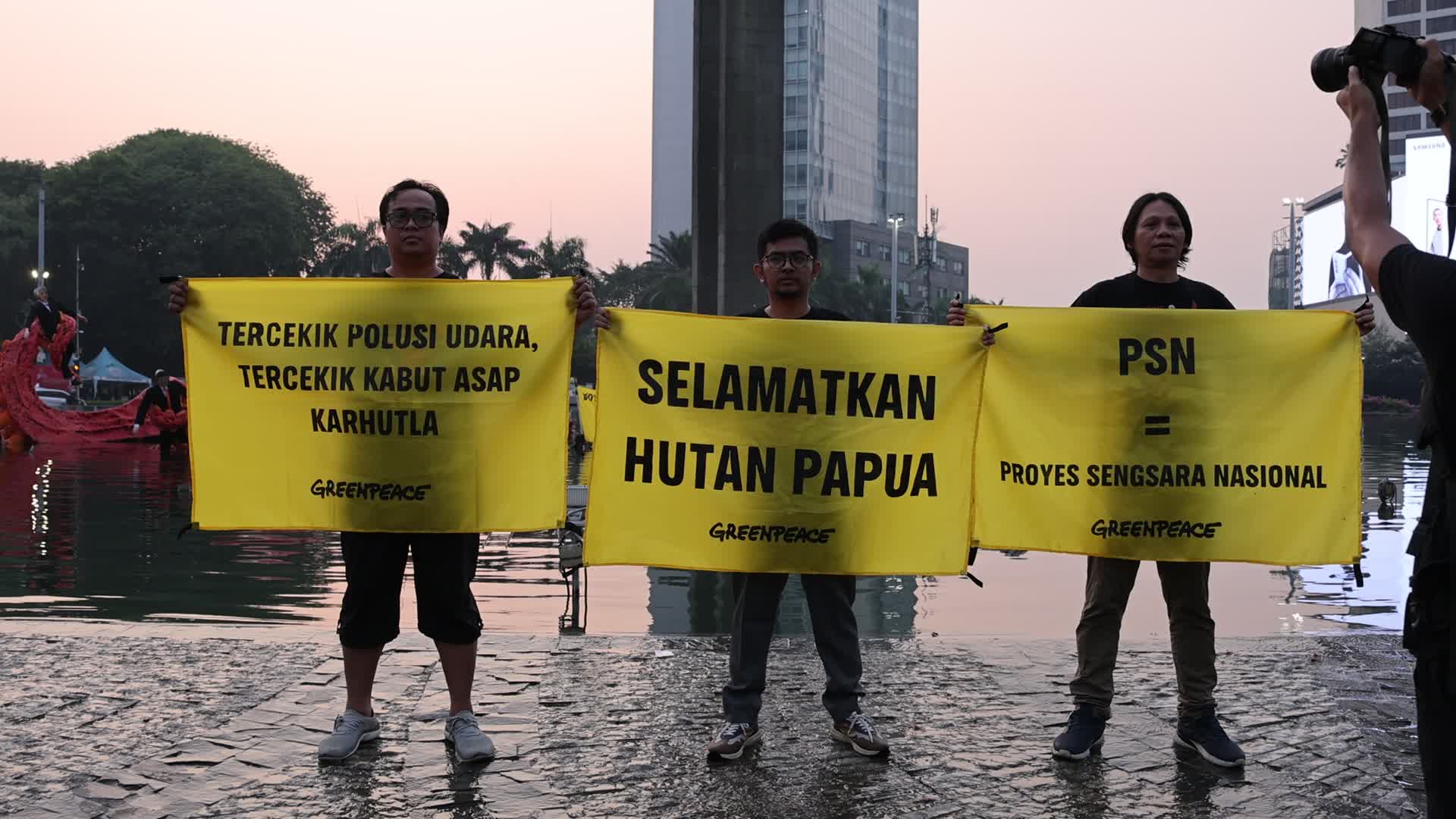 Greenpeace Staged Protest Ahead Of The Registration Of Indonesia Presidential Elections Candidates