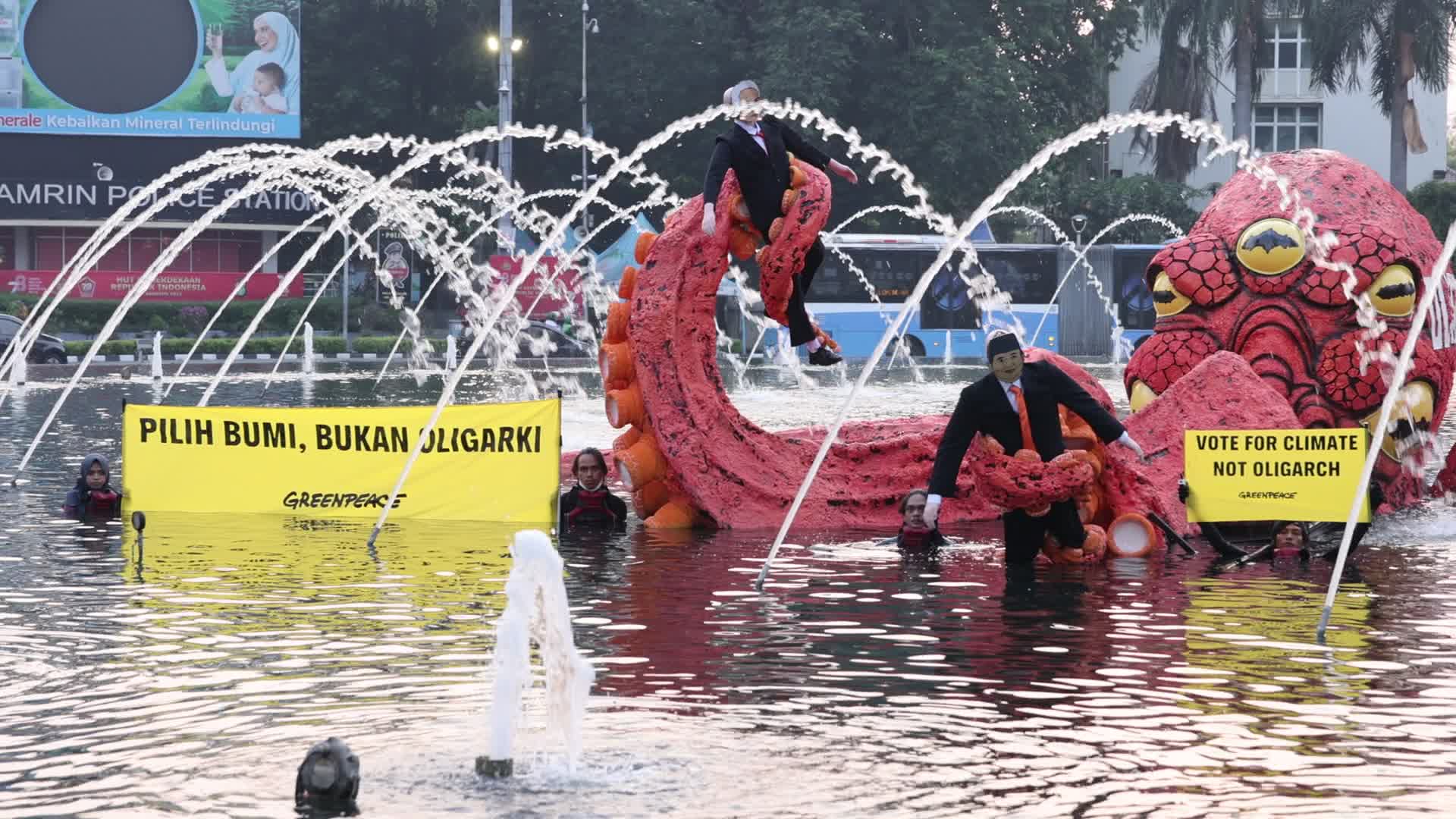 Greenpeace Staged Protest Ahead Of The Registration Of Indonesia Presidential Elections Candidates
