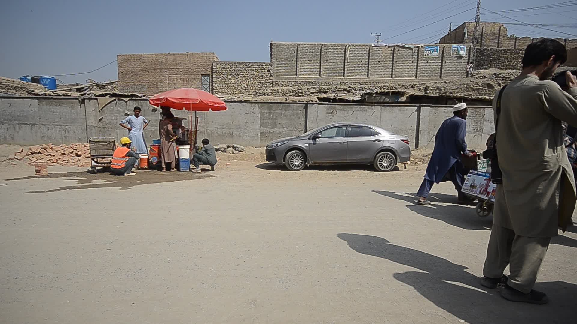 30 Afghan families return home via Torkham border
