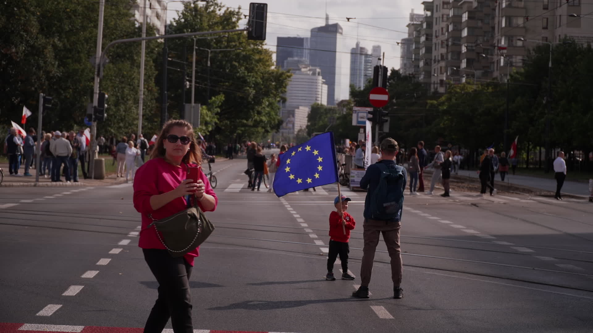Million take part in opposition rally ahead of elections in Poland