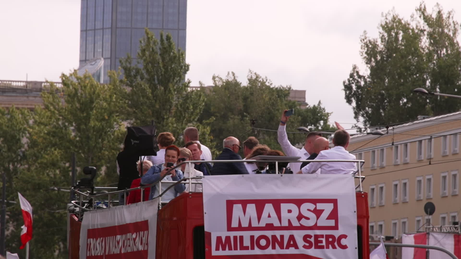 Million take part in opposition rally ahead of elections in Poland