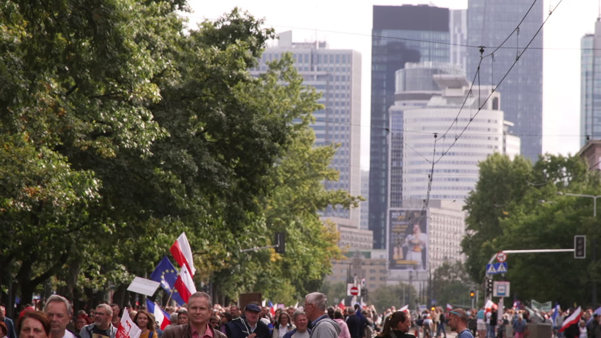Million take part in opposition rally ahead of elections in Poland