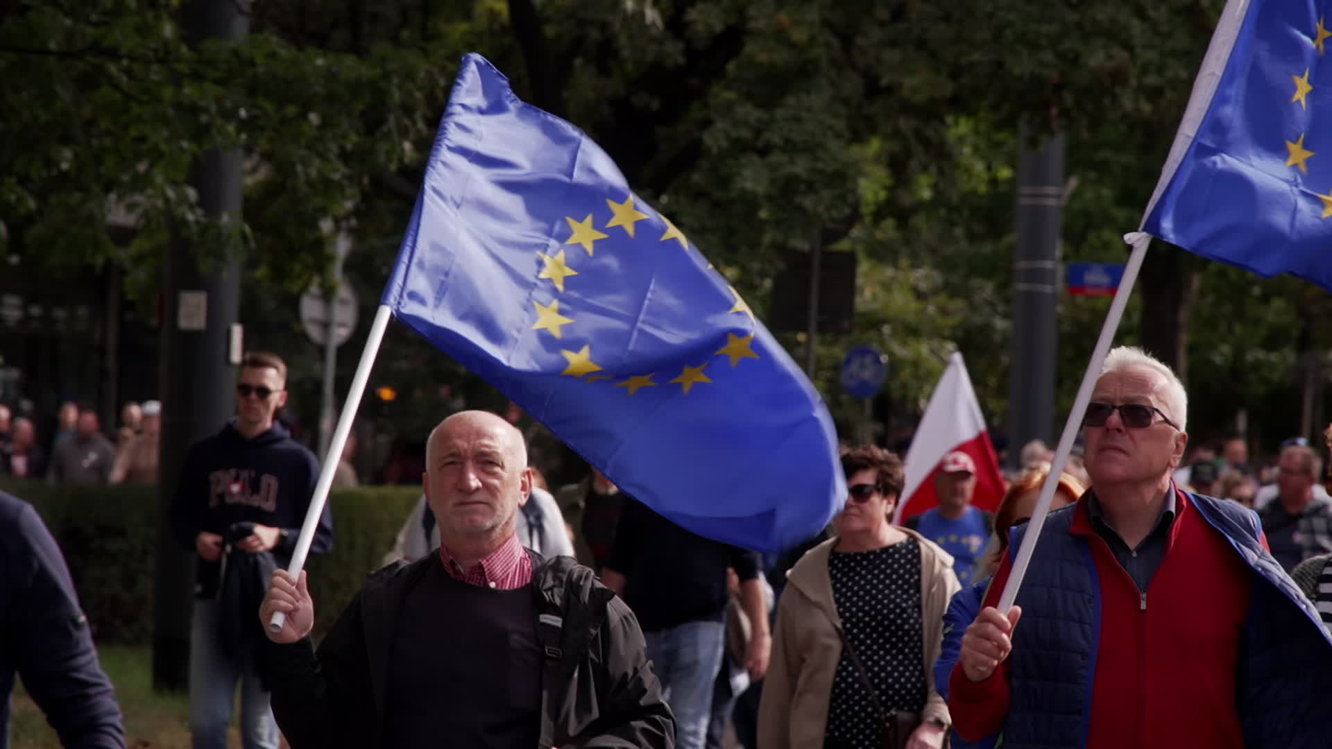 Million take part in opposition rally ahead of elections in Poland