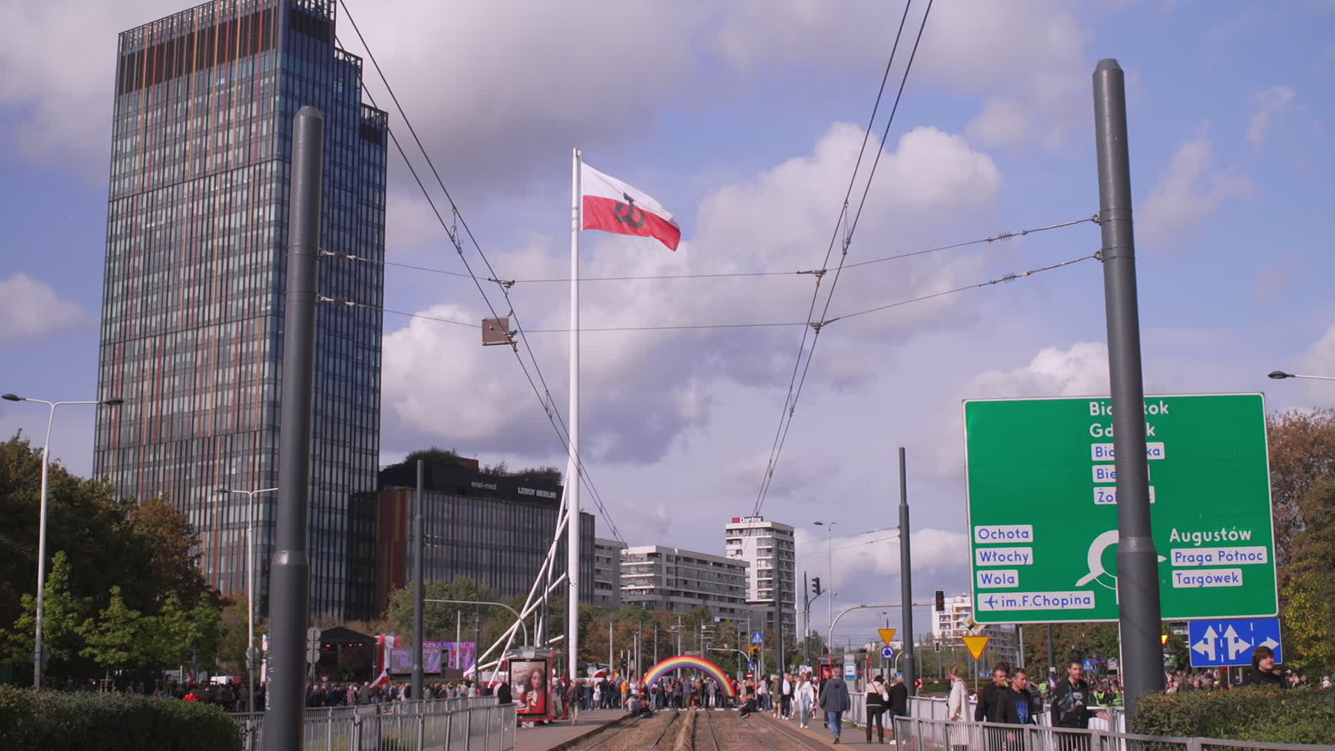 Million take part in opposition rally ahead of elections in Poland