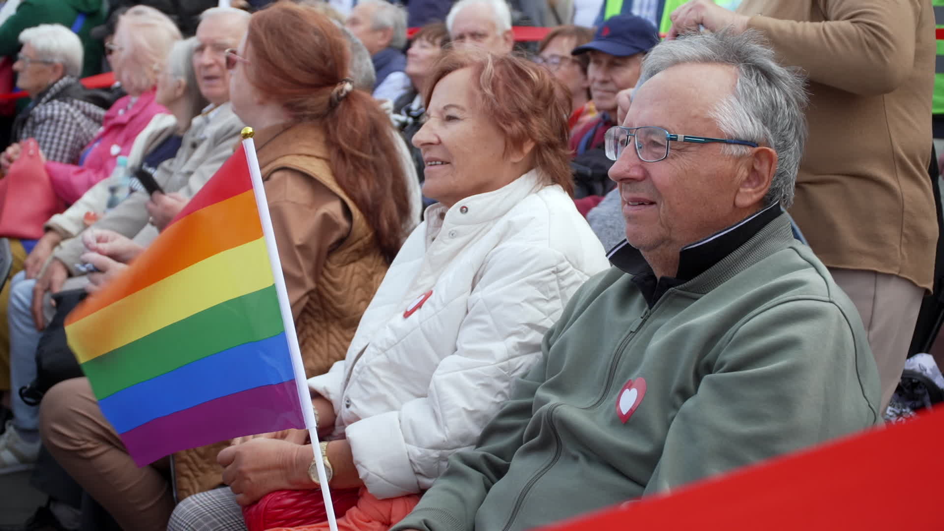 Million take part in opposition rally ahead of elections in Poland