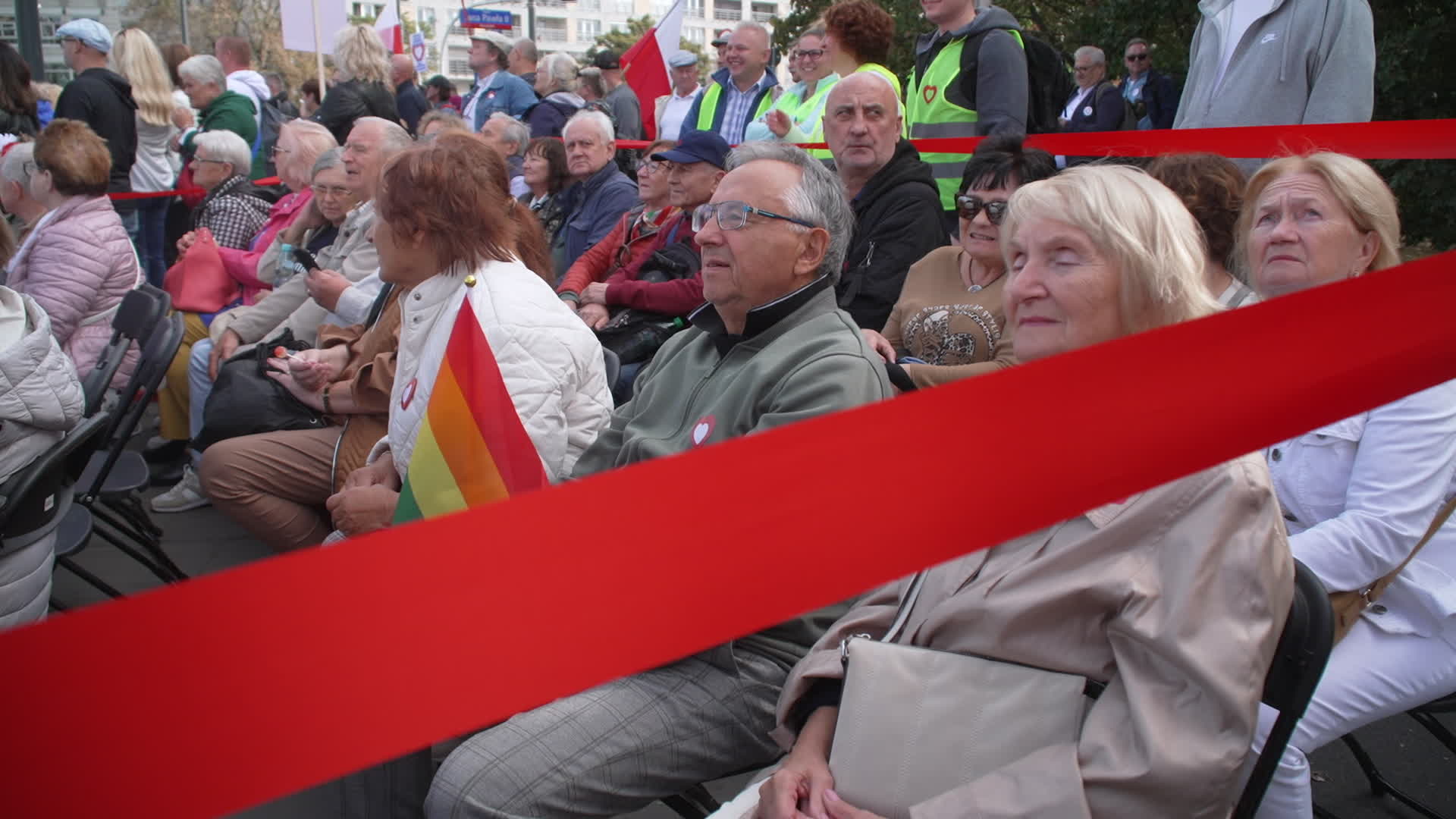 Million take part in opposition rally ahead of elections in Poland