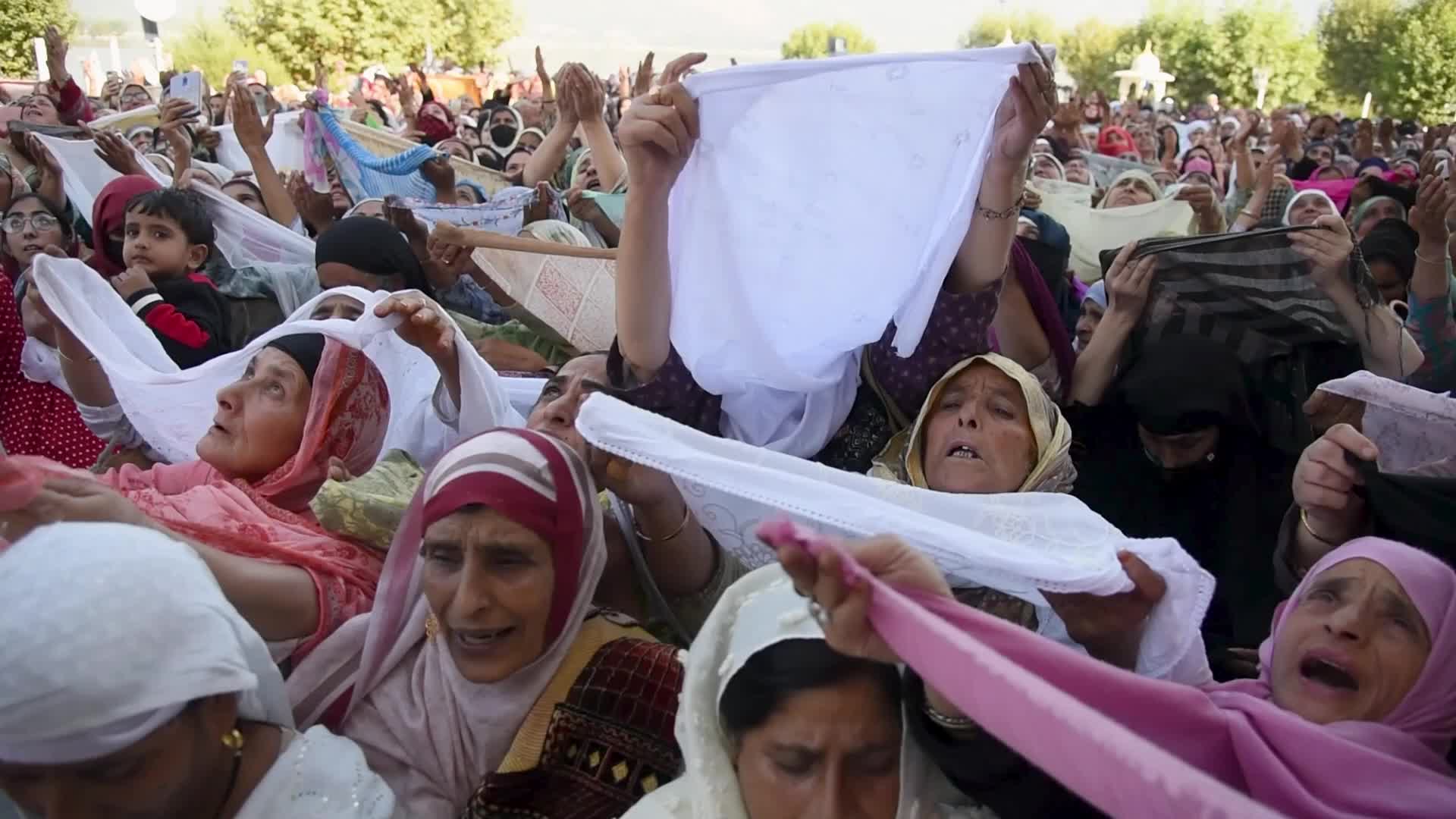 Following Friday of Eid u Milad observed in Kashmir