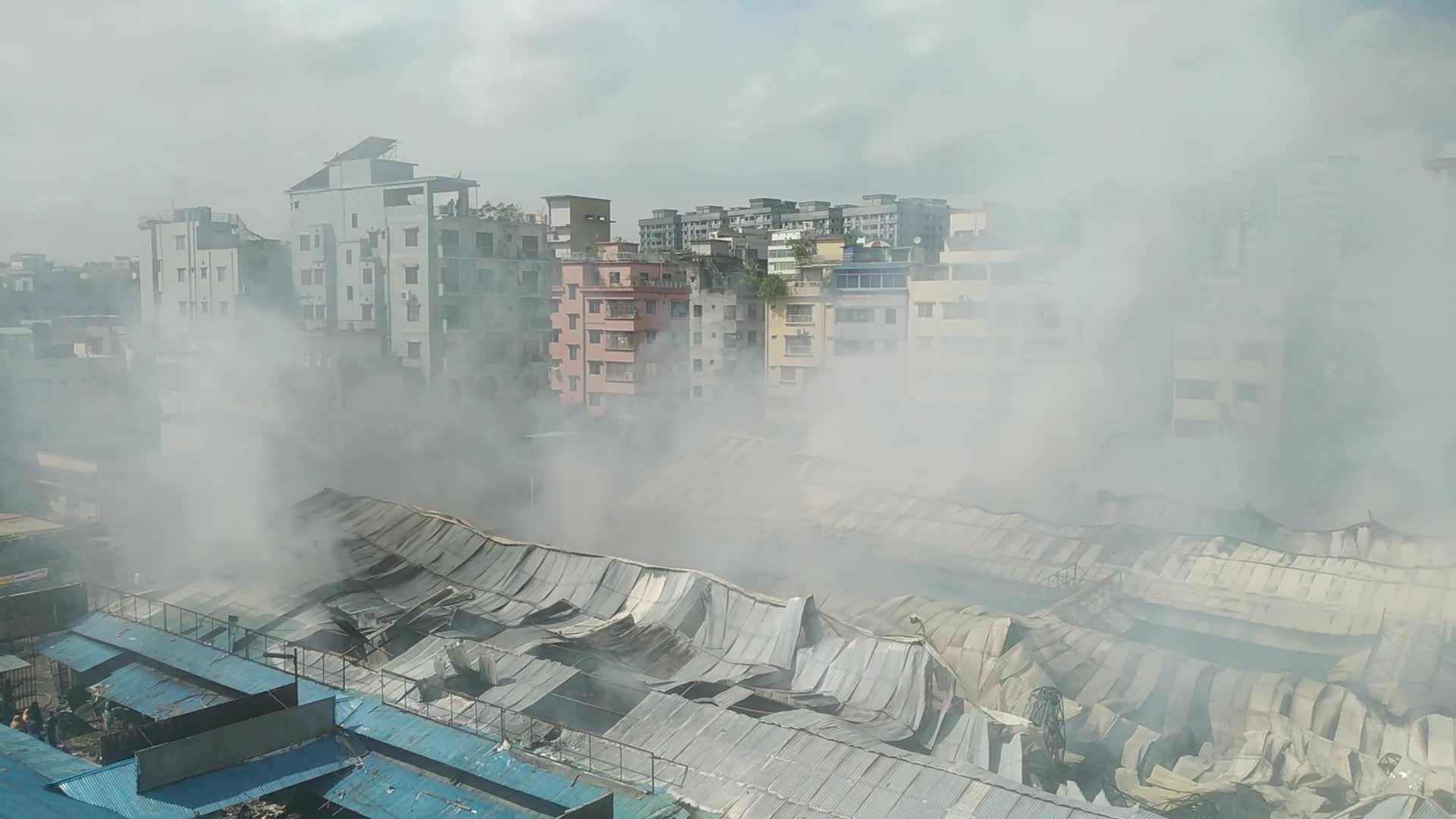 Massive Fire at a Market in Bangladesh 