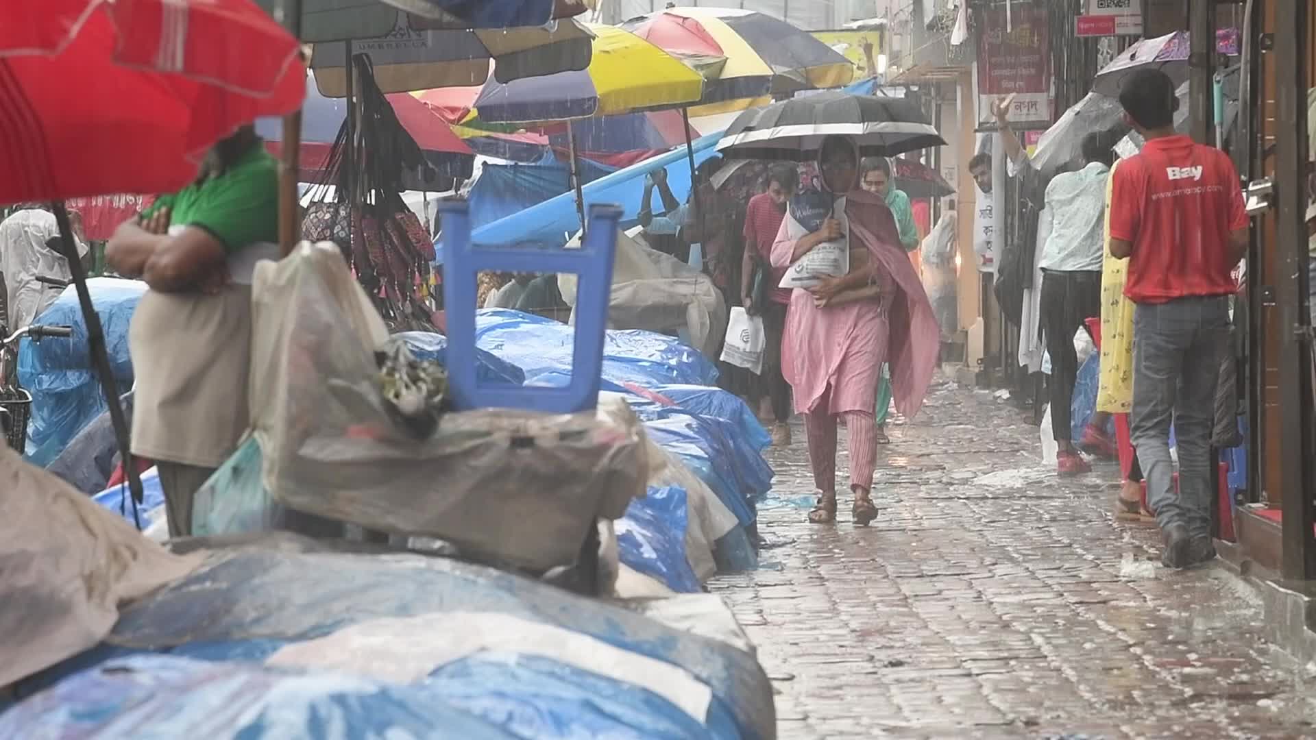 Rain in Dhaka 