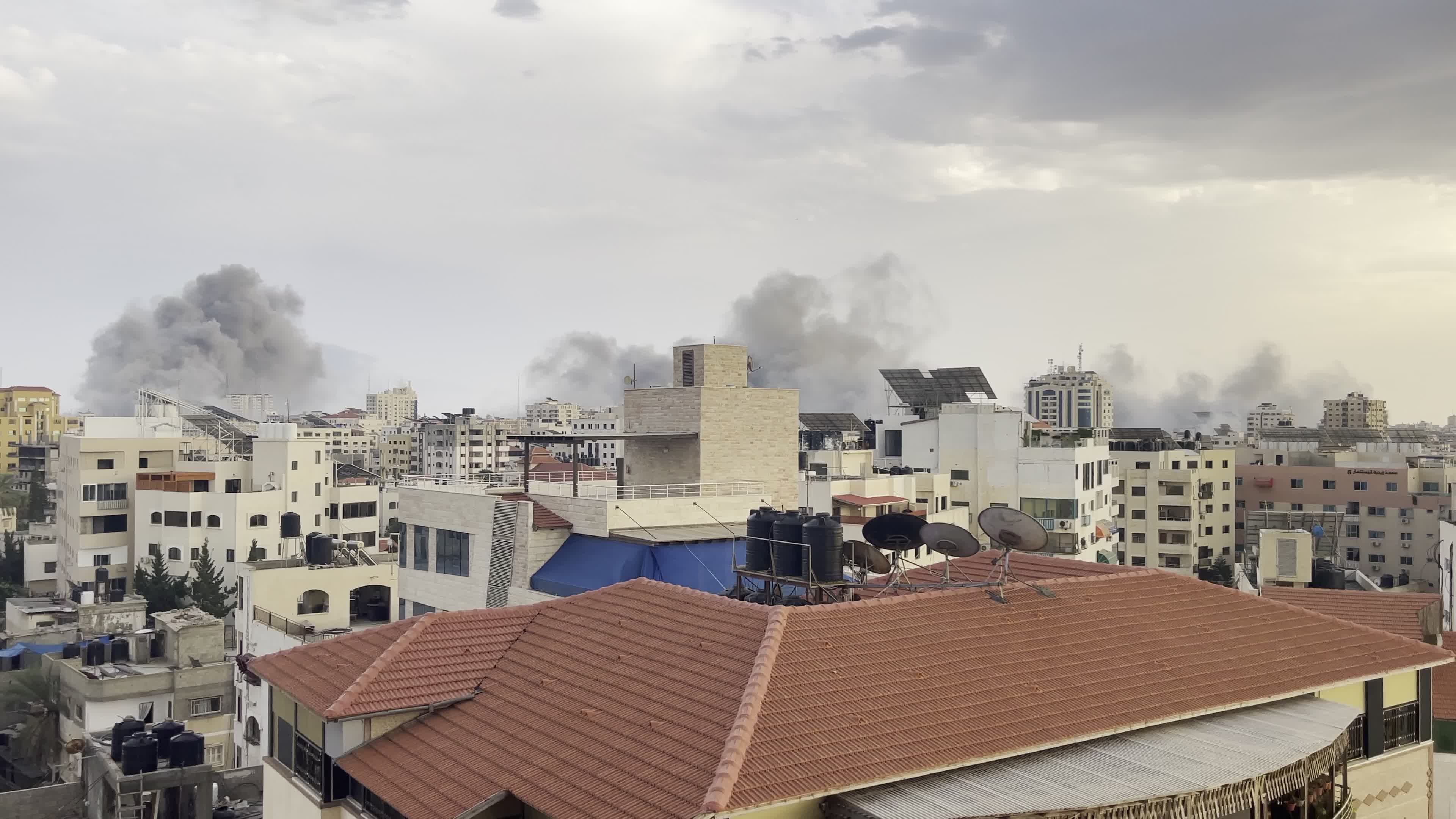Isareli Aistrike In Gaza, Palestine