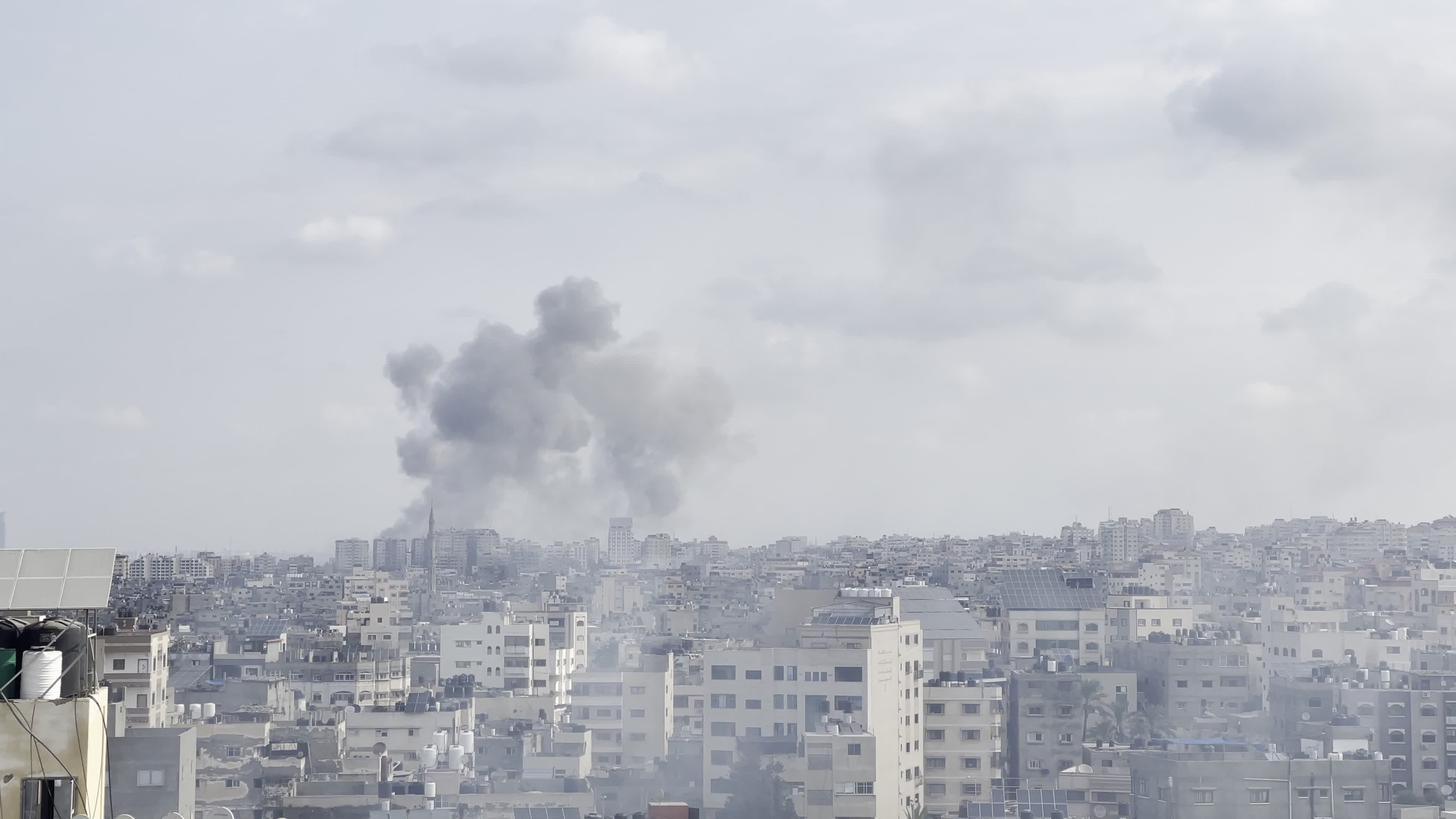 Isareli Aistrike In Gaza, Palestine