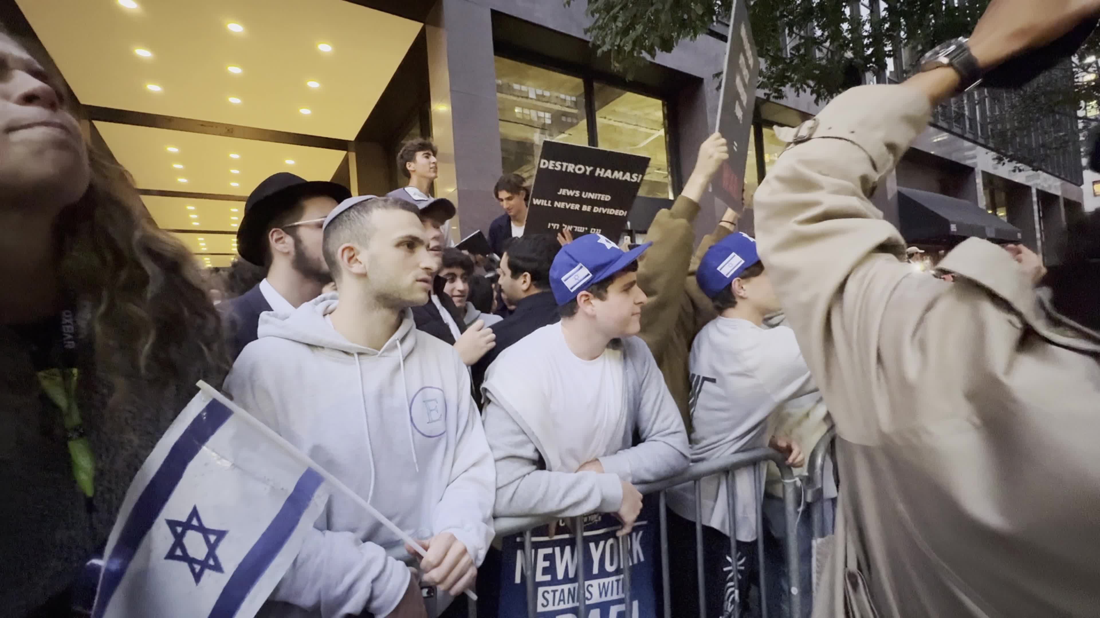 Israeli and Palestinian Supporters Protest Continue as War Rages on