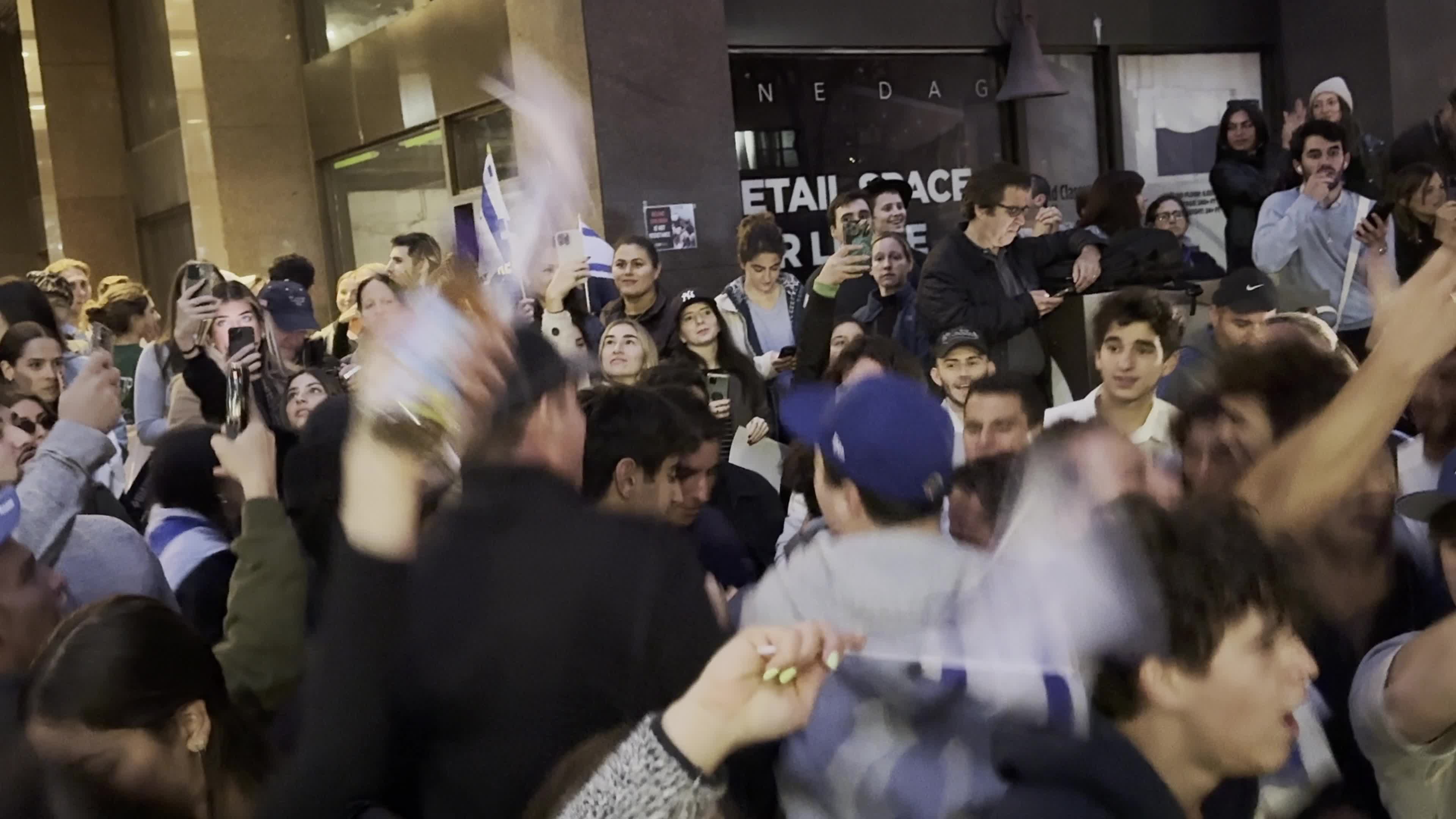 Israeli and Palestinian Supporters Protest Continue as War Rages on
