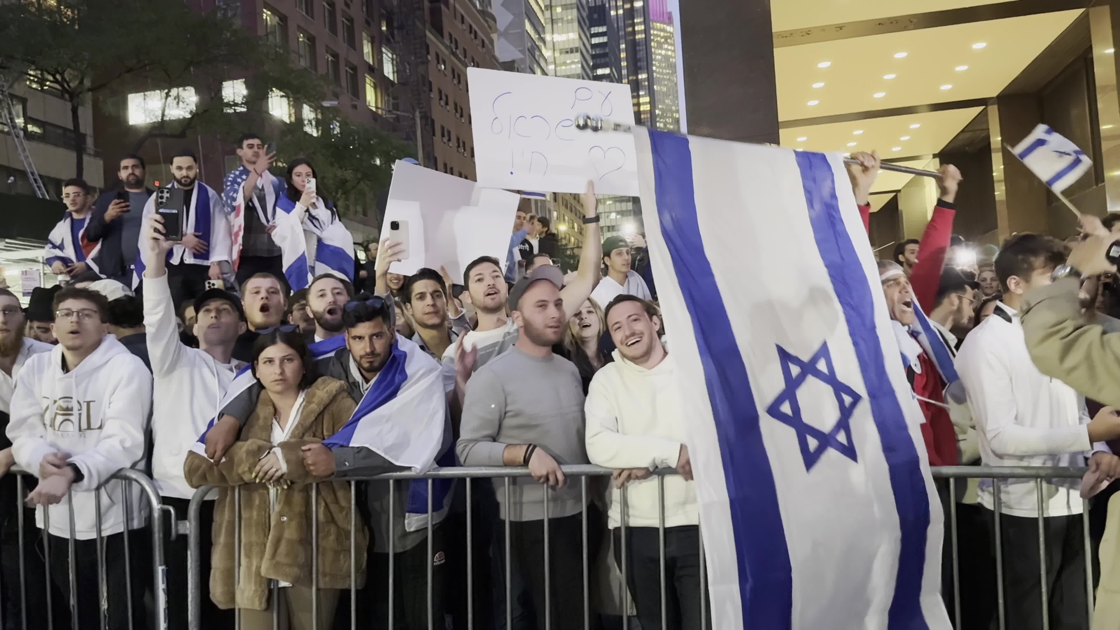 Israeli and Palestinian Supporters Protest Continue as War Rages on