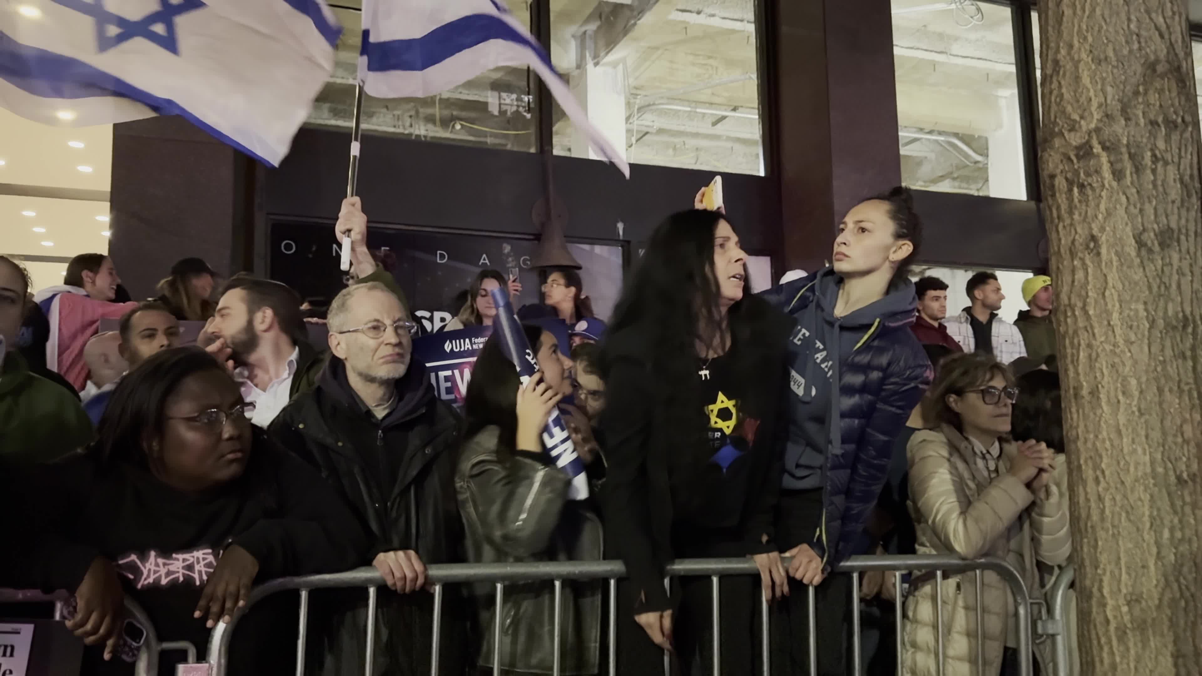 Israeli and Palestinian Supporters Protest Continue as War Rages on
