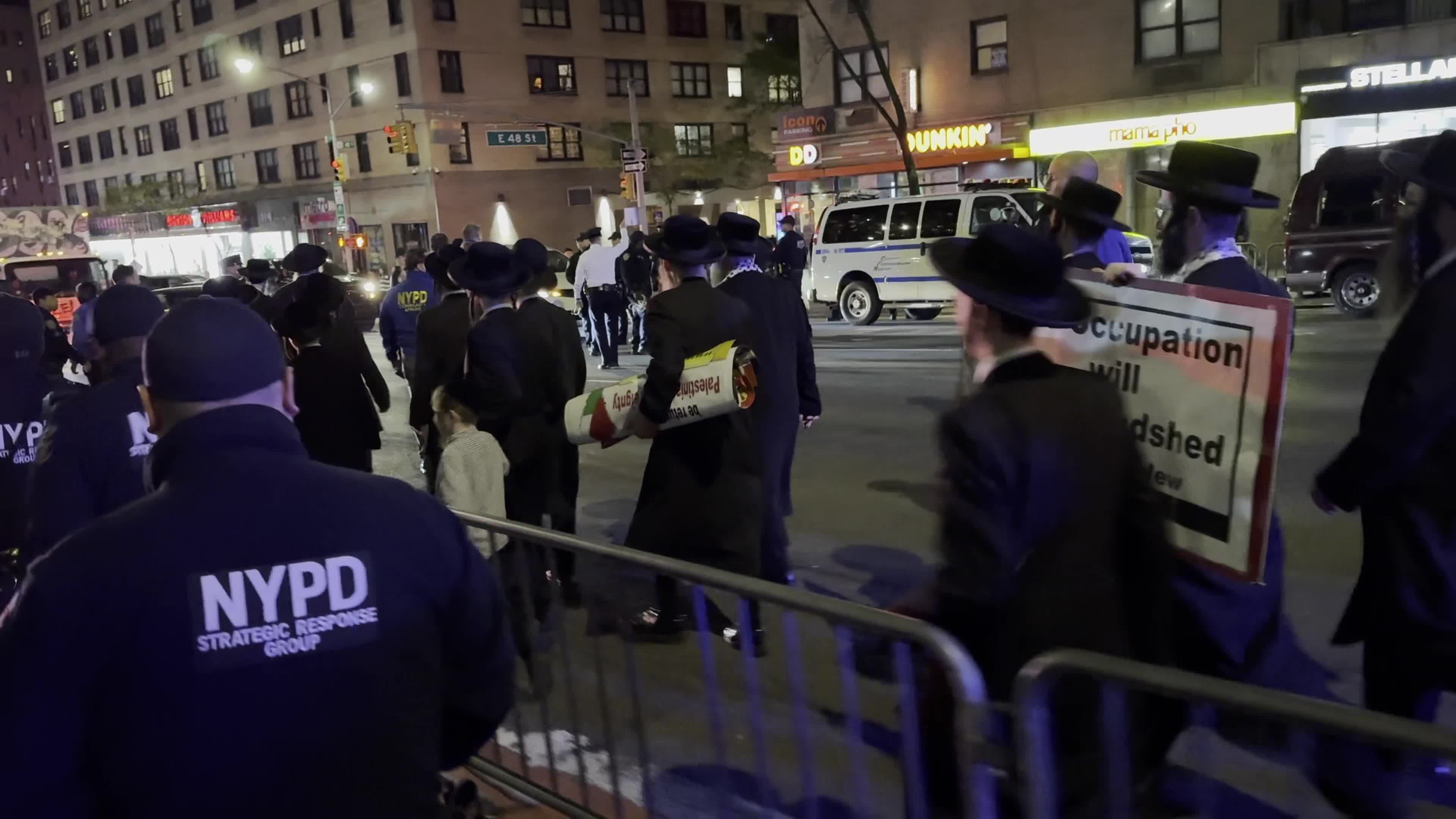 Israeli and Palestinian Supporters Protest Continue as War Rages on
