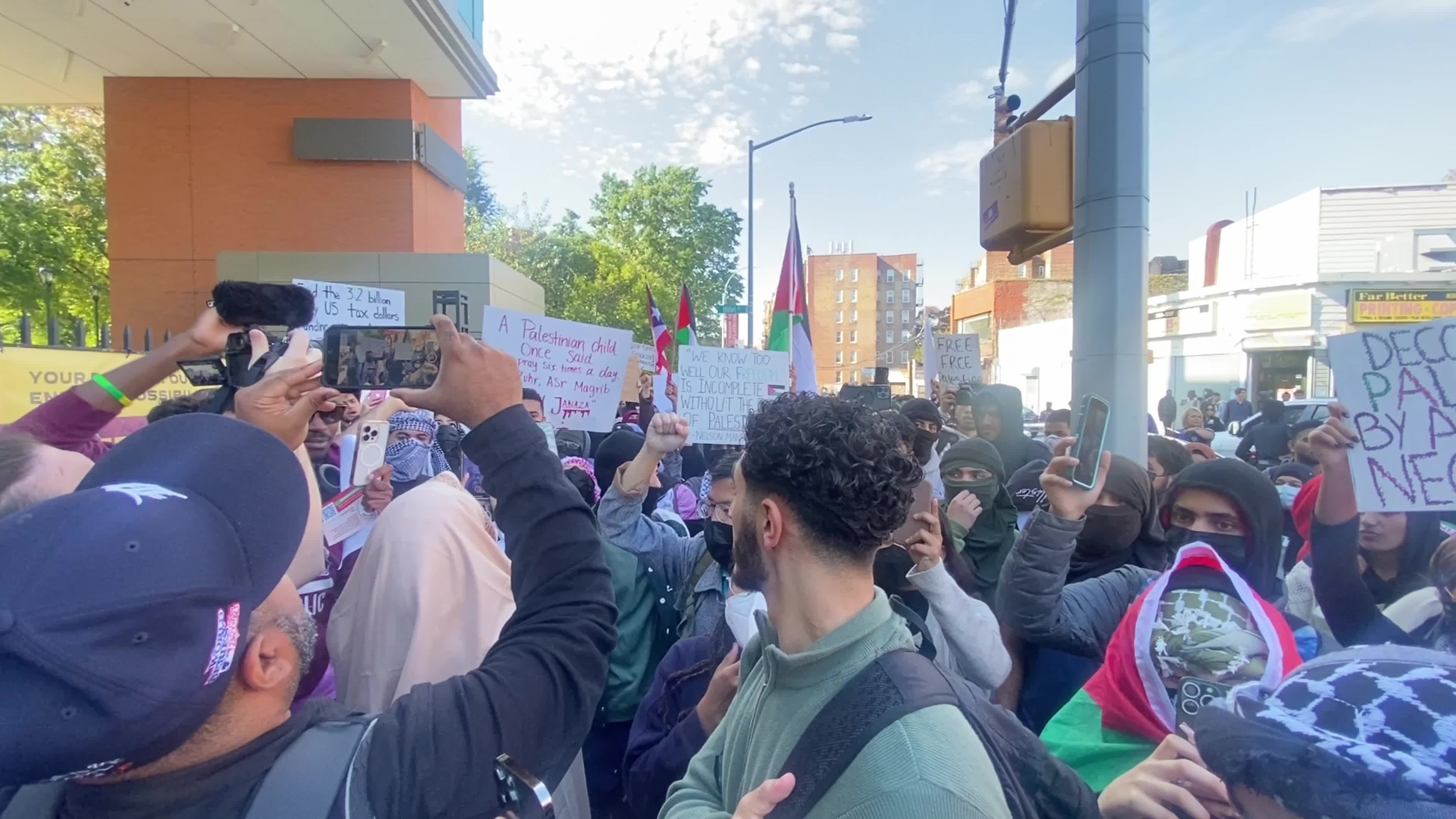 Brooklyn College Students Protest in Support of Palestine