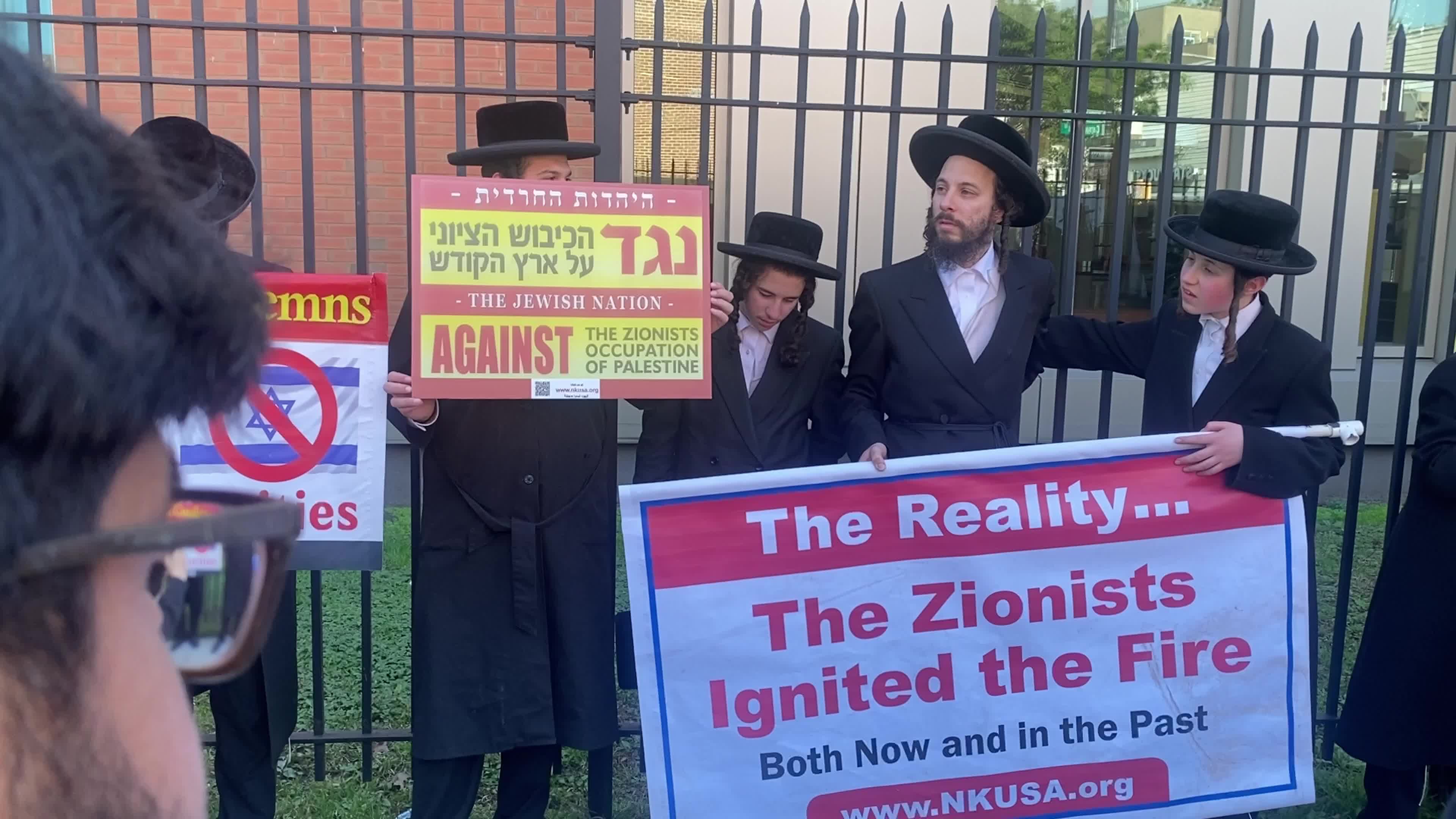 Brooklyn College Students Protest in Support of Palestine