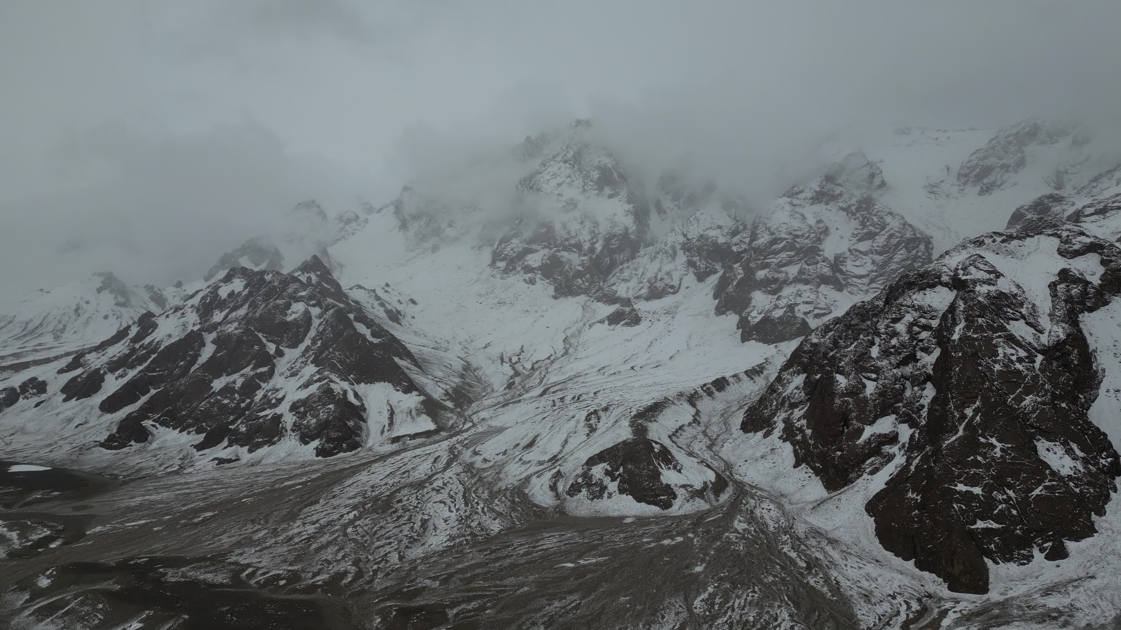 drone videos of the beautiful landscapes in the pamir mountains