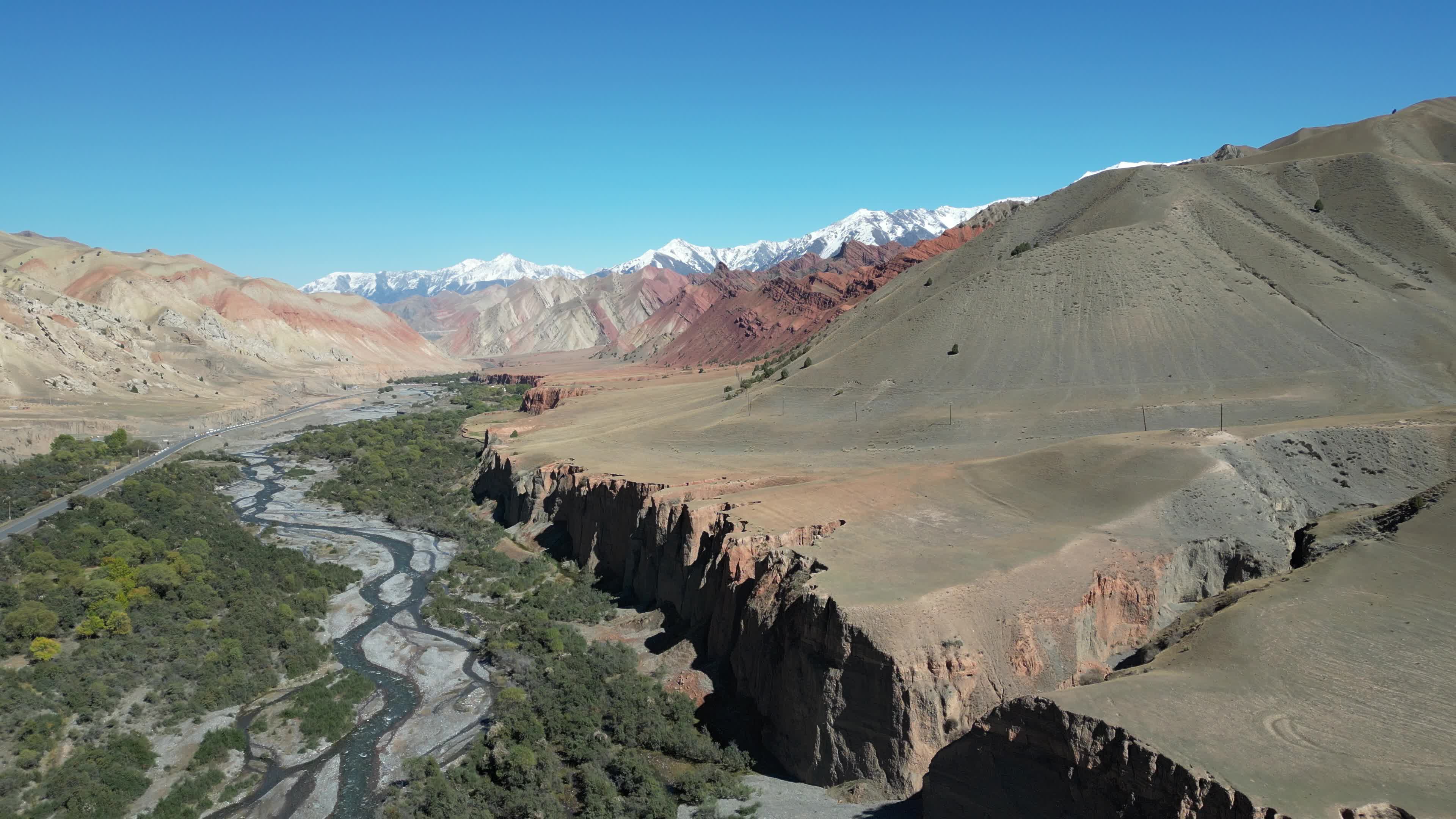 drone videos of the beautiful mountains of Kyrgyzstan