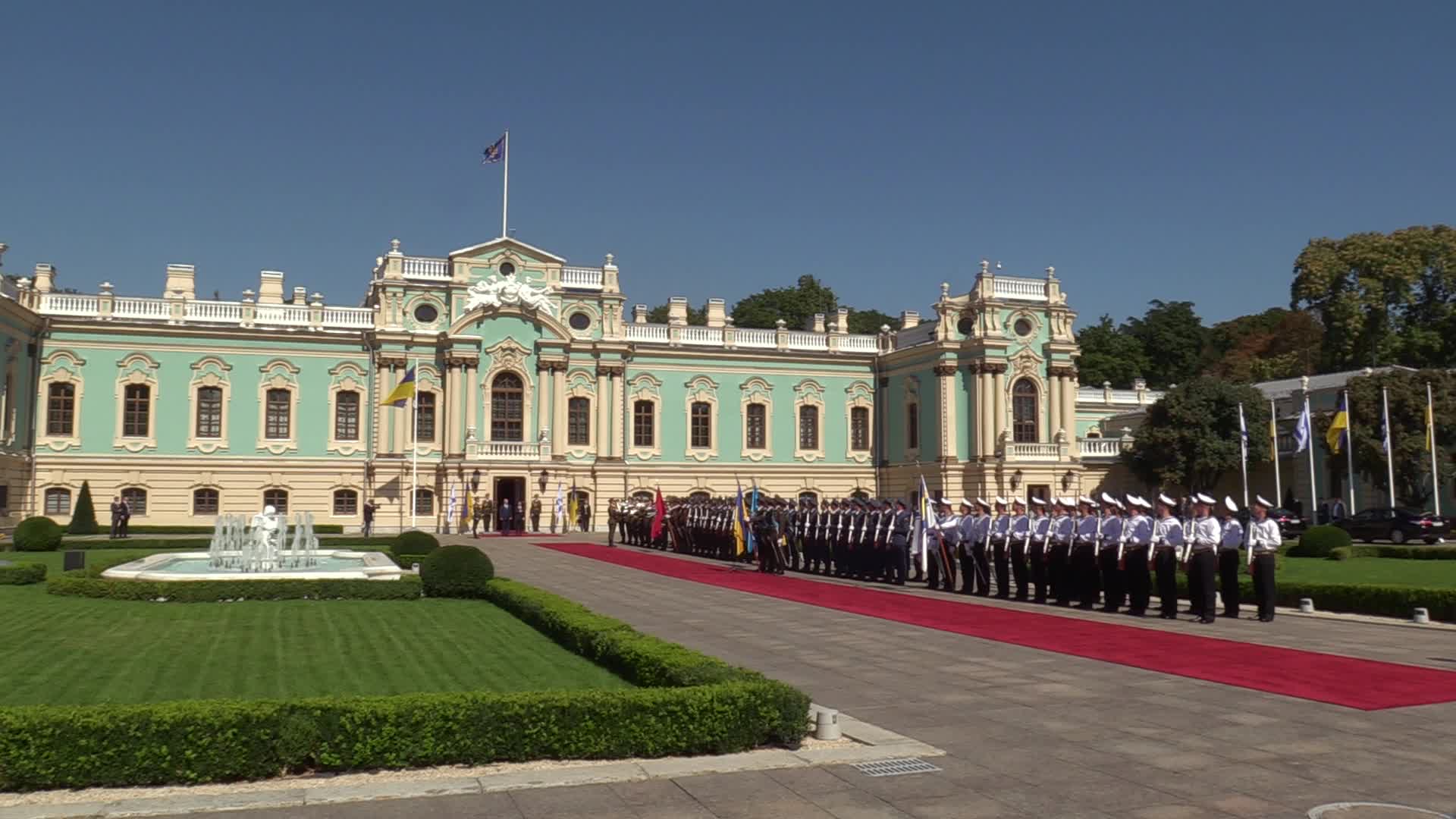 Israeli Prime Minister Benjamin Netanyahu visits Ukraine