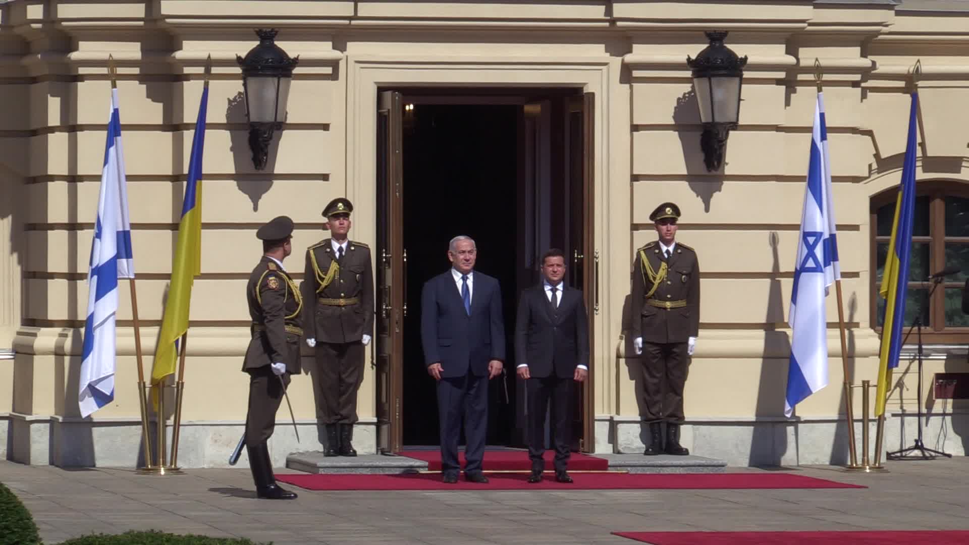 Israeli Prime Minister Benjamin Netanyahu visits Ukraine