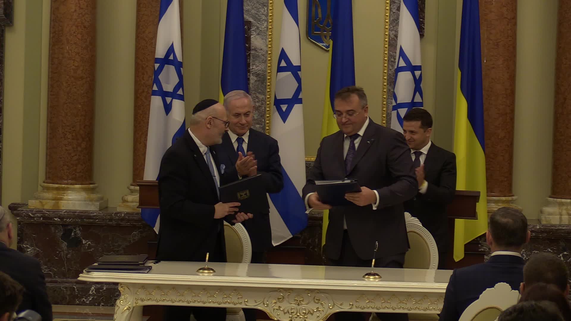 Israeli Prime Minister Benjamin Netanyahu visits Ukraine