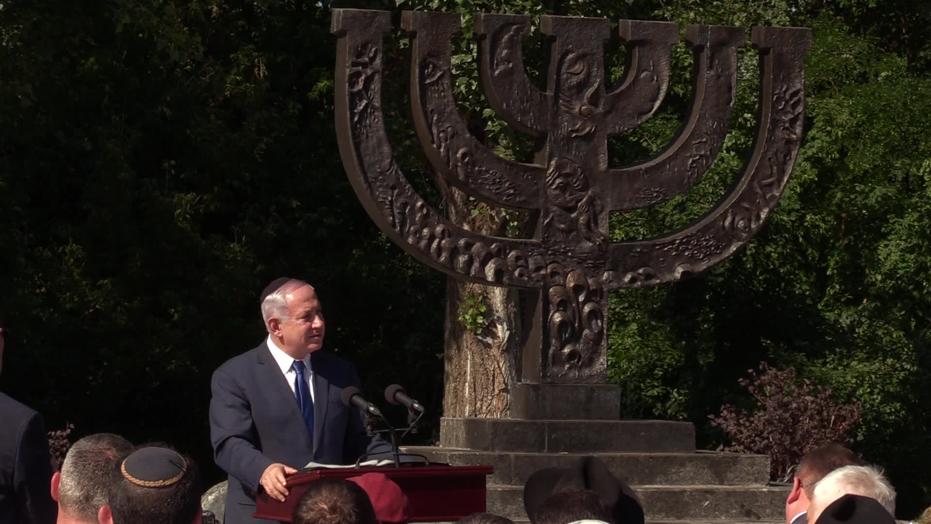 Israeli Prime Minister Benjamin Netanyahu visits Ukraine