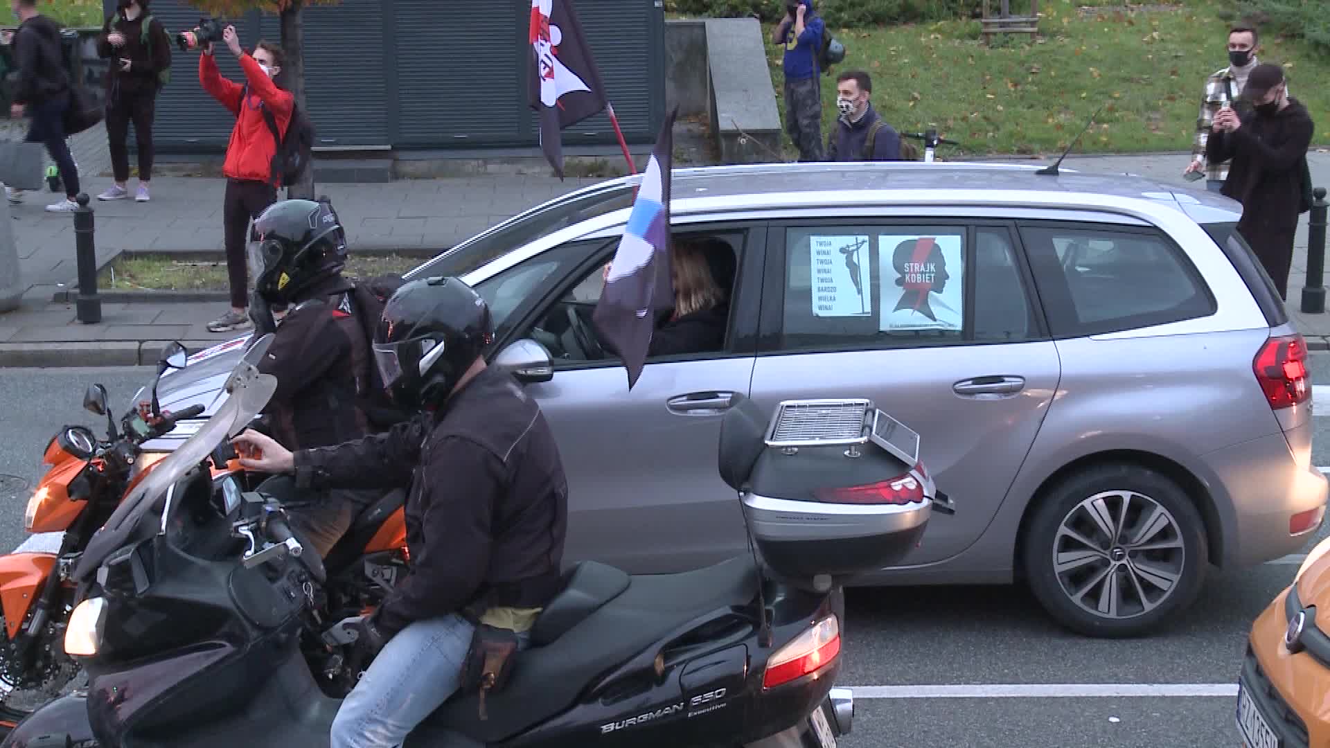 Demonstrators block traffic in Warsaw over near-total abortion ban