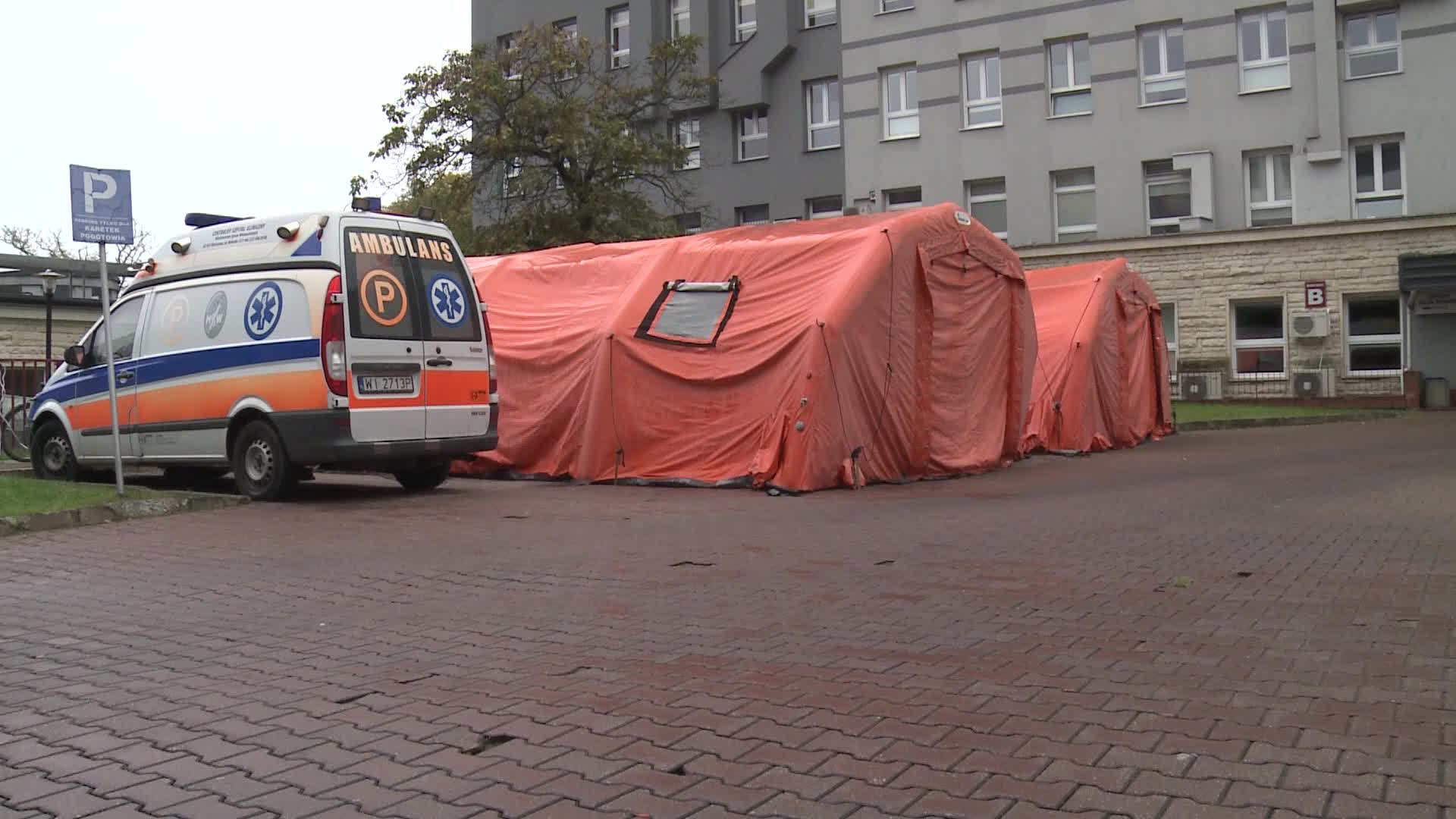 Hospitals filled up as Covid-19 cases surged six months after outbreak in Poland