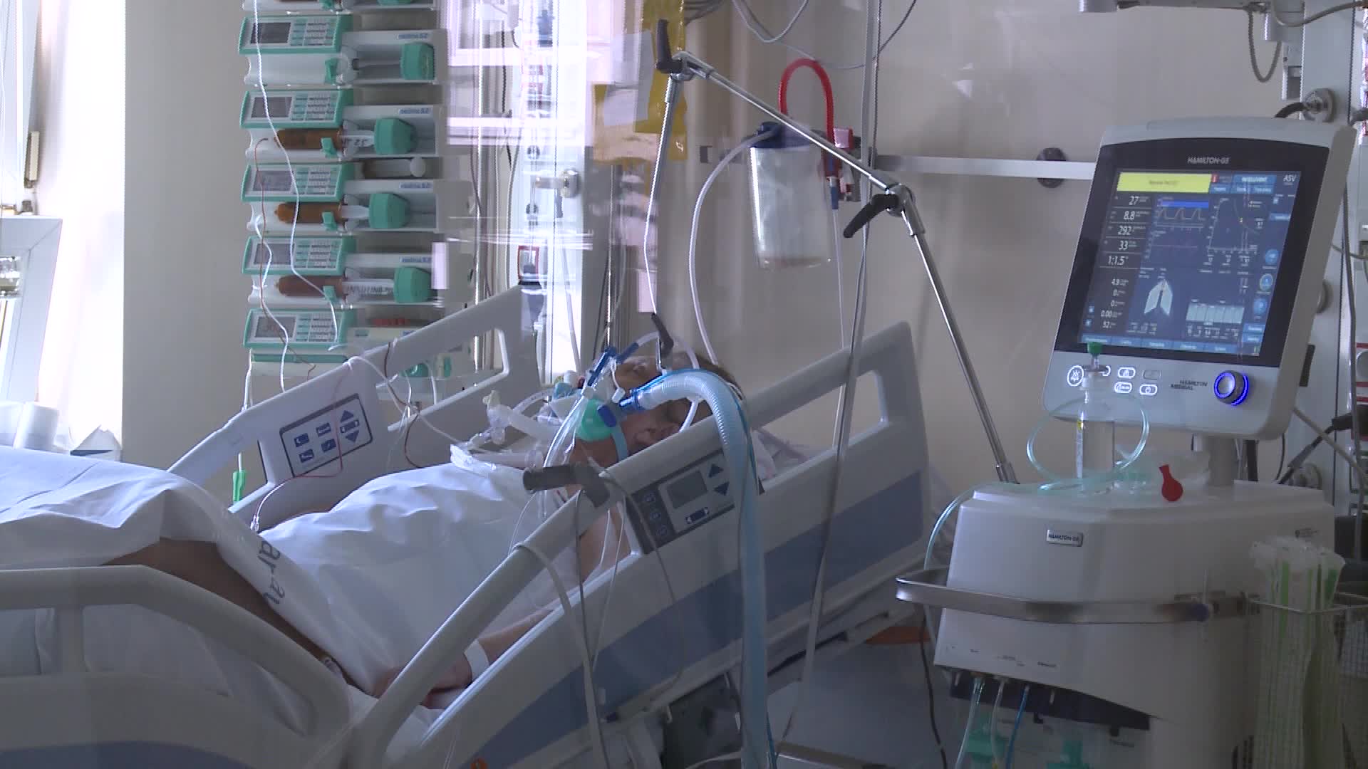 Hospitals filled up as Covid-19 cases surged six months after outbreak in Poland