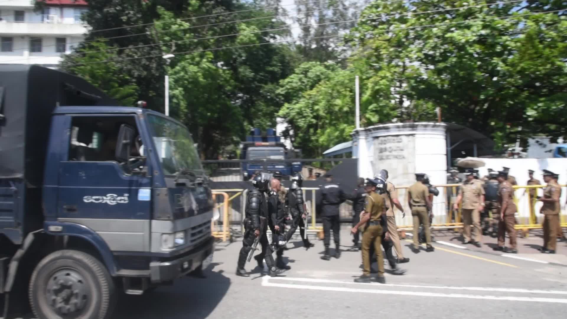 Teaches union protest in Colombo