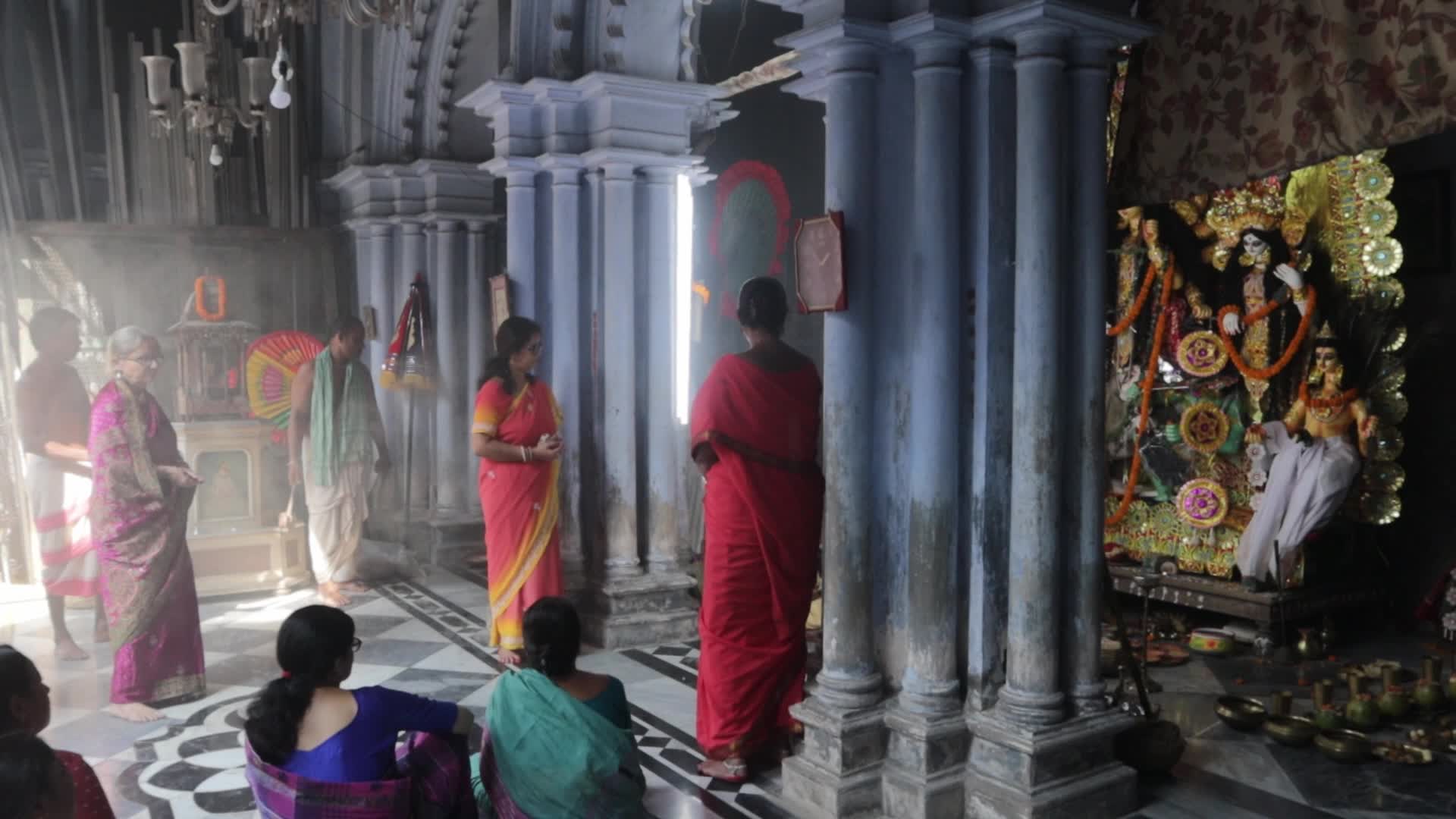Durga idol is being worshipped at a nearly 300 years old traditional Bengali house at Chandan nagar