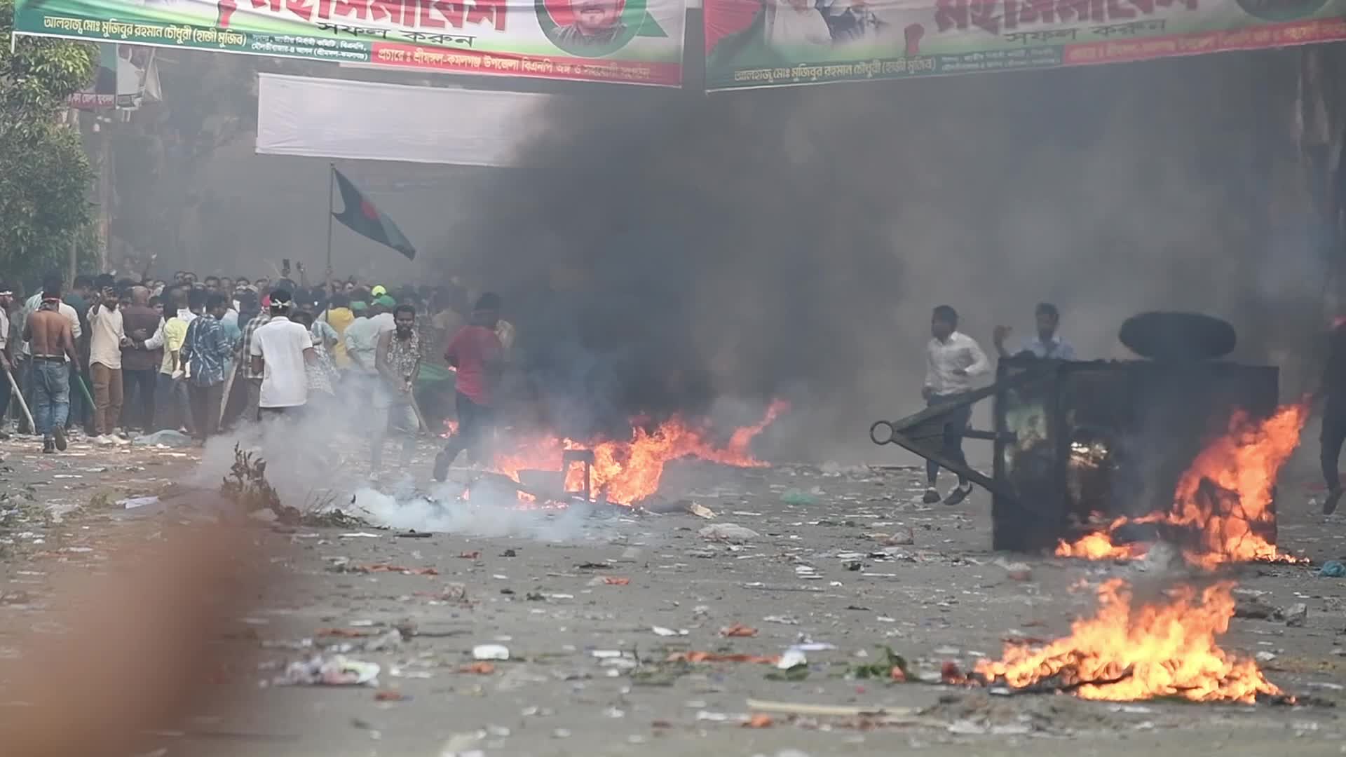 Clash Between BNP And Police In Dhaka
