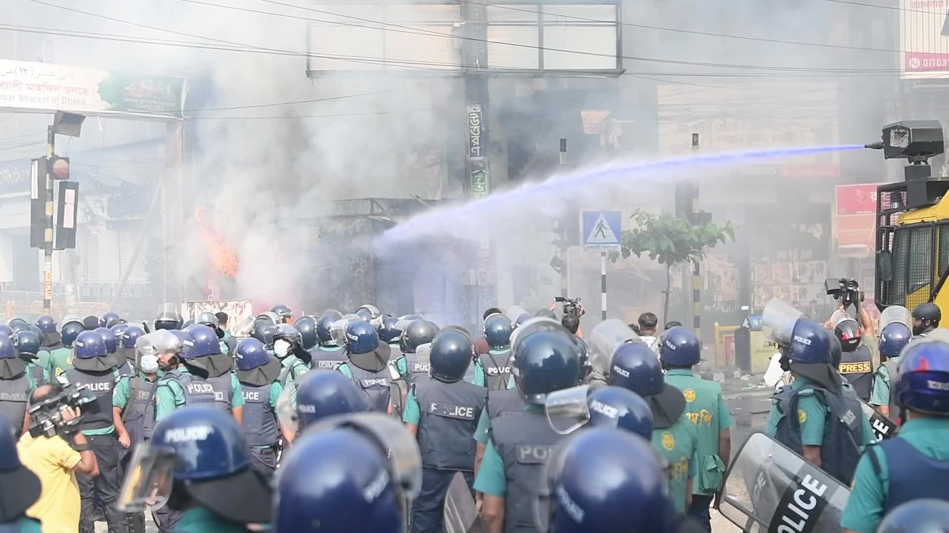 Clash Between BNP And Police In Dhaka