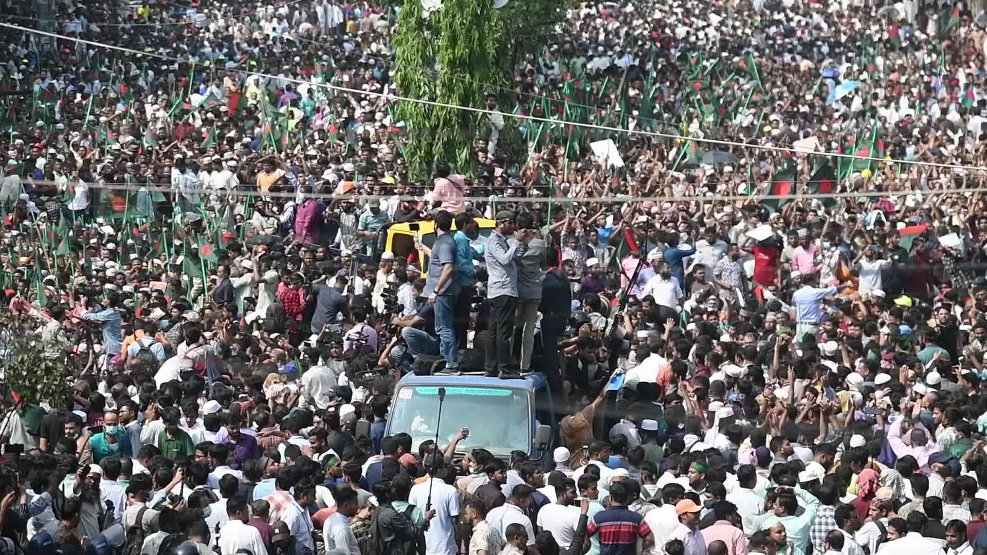 Clash Between BNP And Police In Dhaka