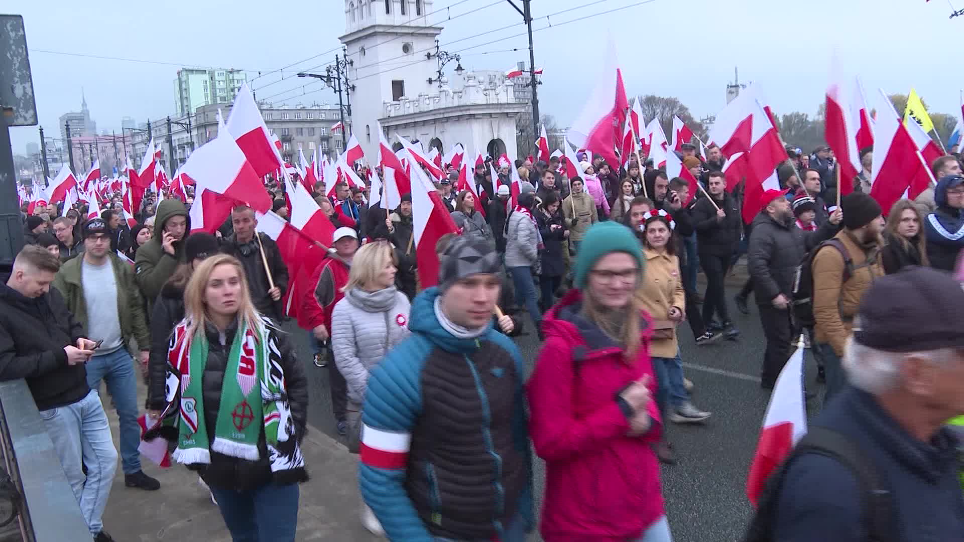 Polish nationalists hold Independence Day march in Warsaw