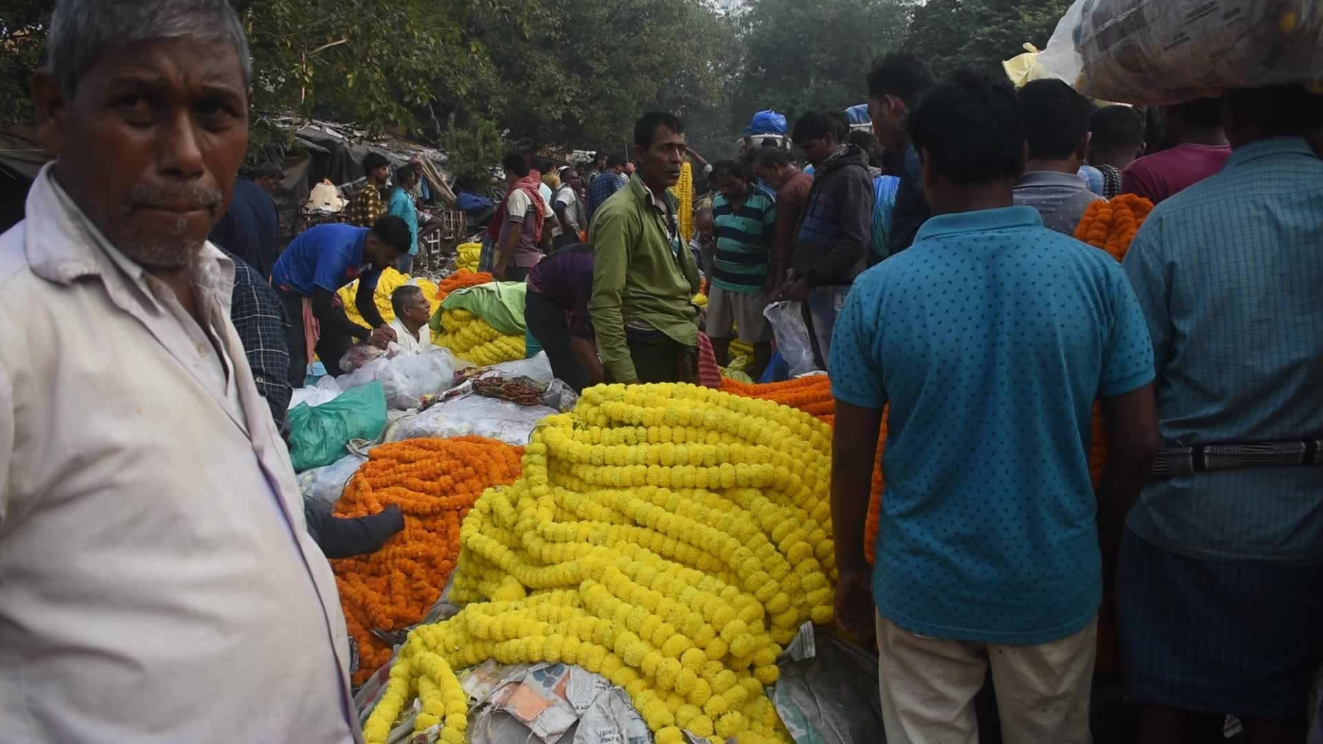 Flower Market During Kali Puja And Diwali Festival In Kolkata, India