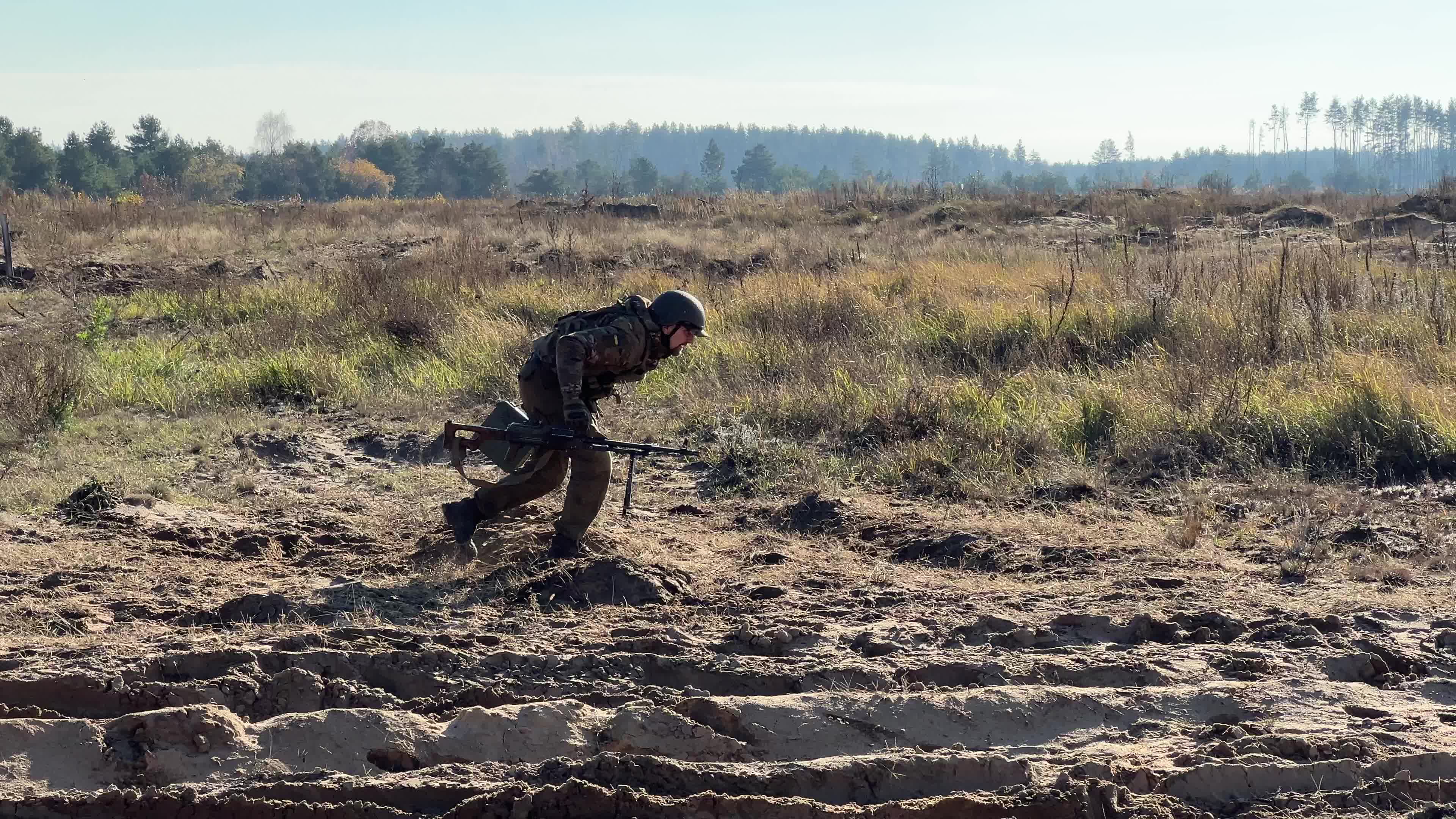 Servicemen of the First Presidential National Guard Brigade of Ukraine BUREVIY (Storm) during a practical exercise 