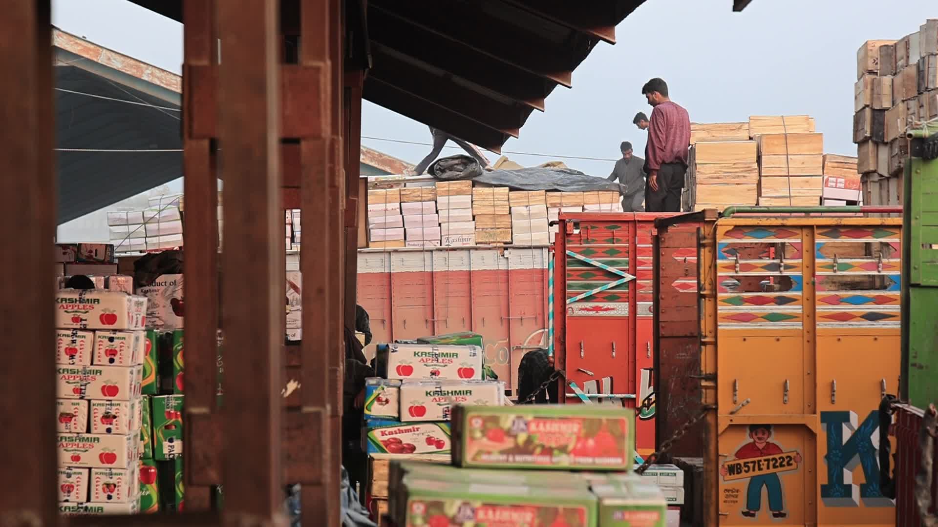 Asias Largest Fruit Market