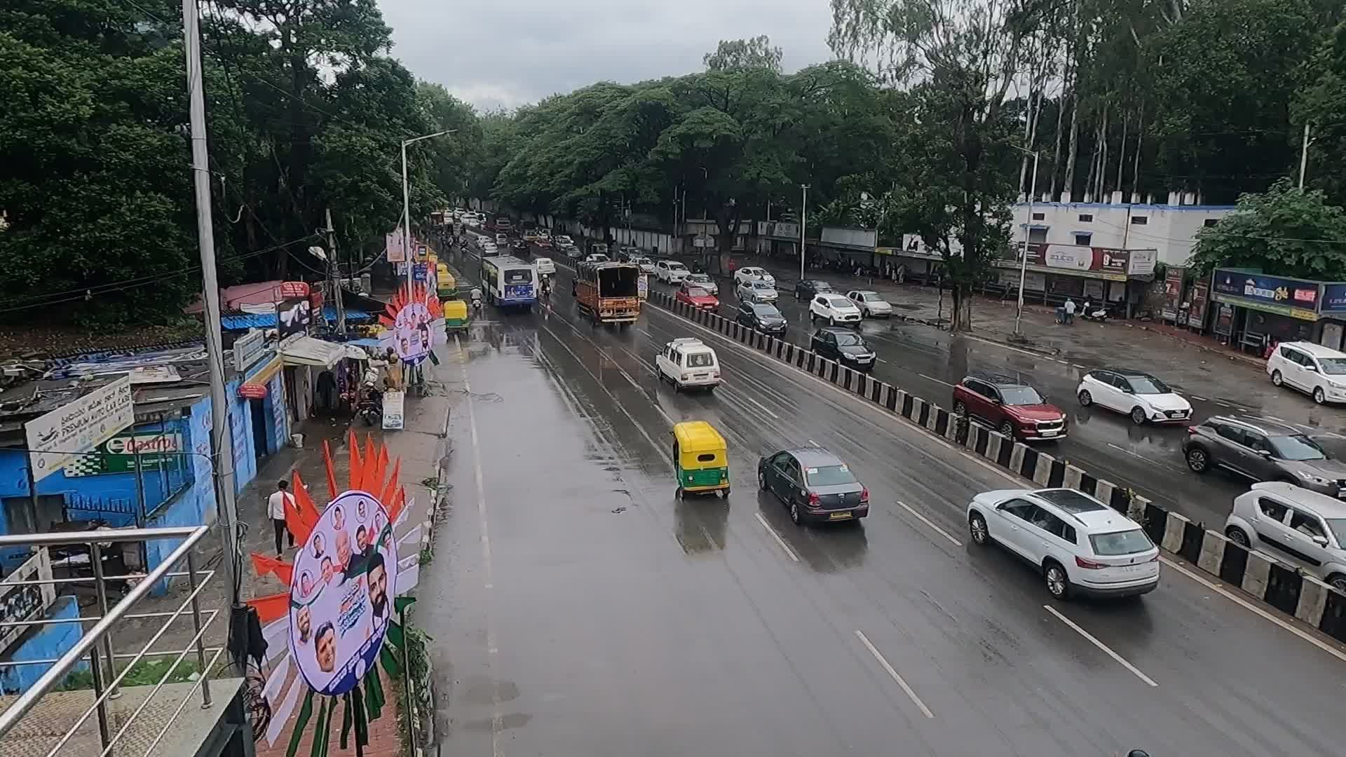 Daily Life In Mumbai 
