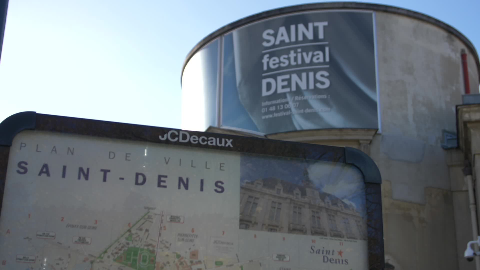 Police at Saint-Denis for political summit convened by Macron
