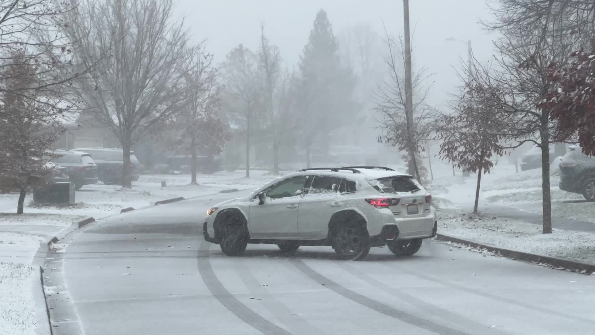 First snowfall of the season in Toronto