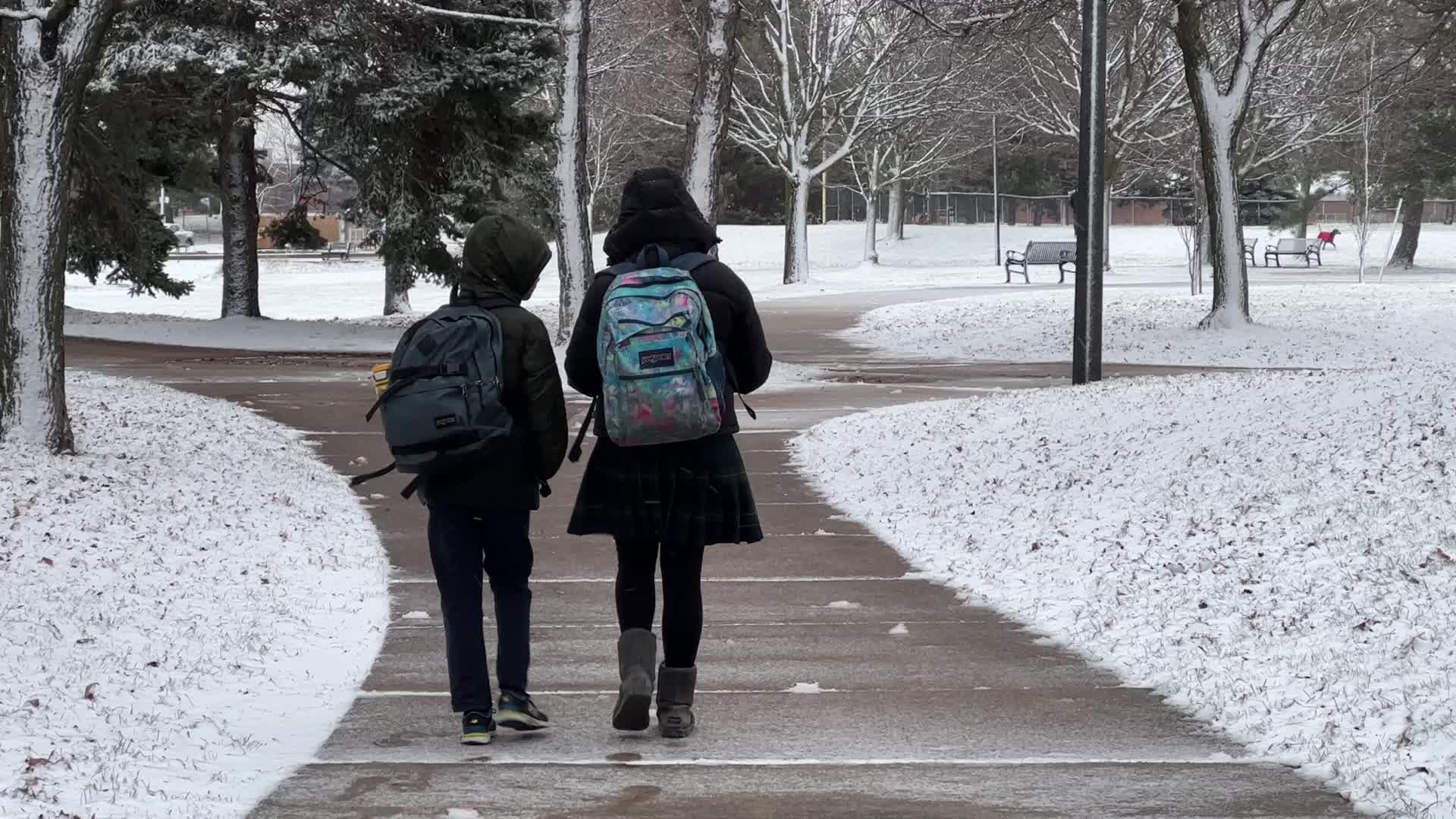 First snowfall of the season in Toronto