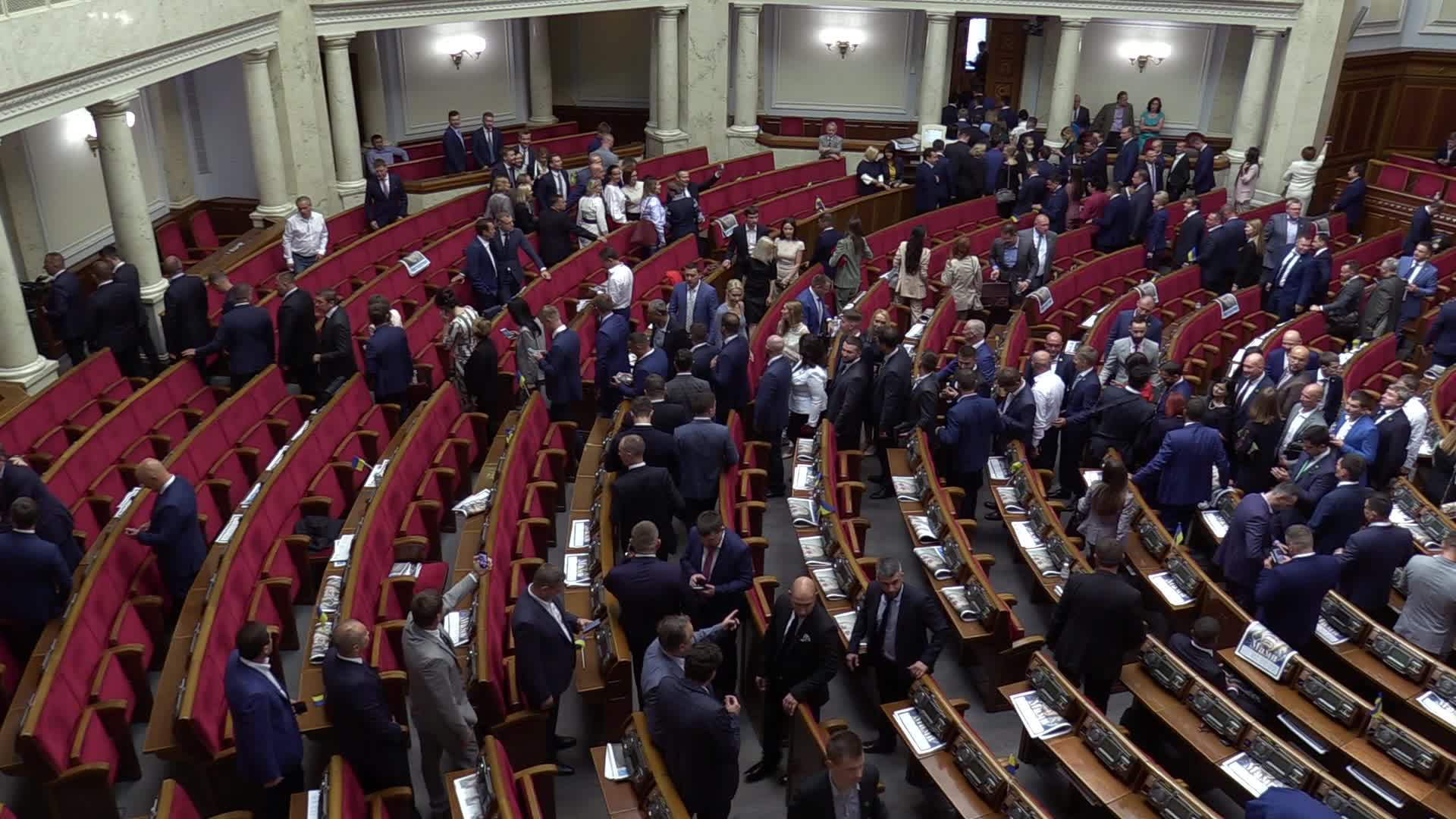 First session of newly Ukrainian Parliament in Kiev