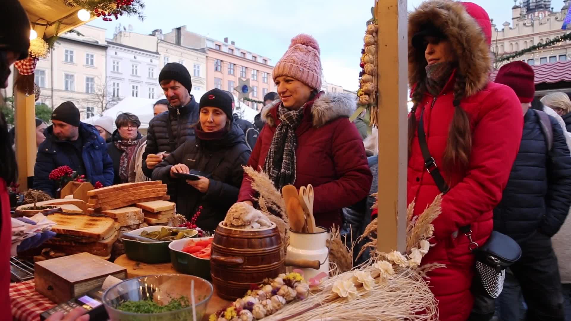 Christmas Market Starts in Krakow