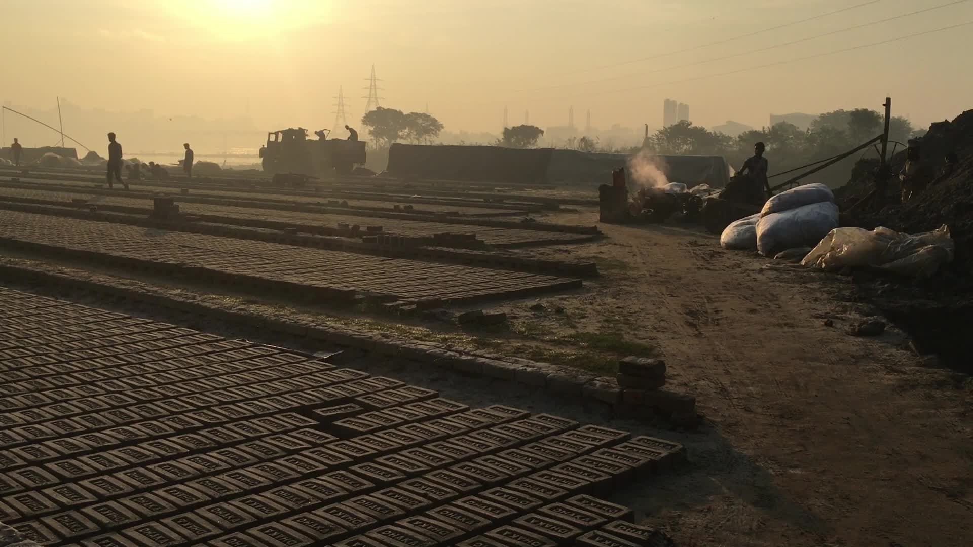 Seasonal Migrant Worker In Dhaka