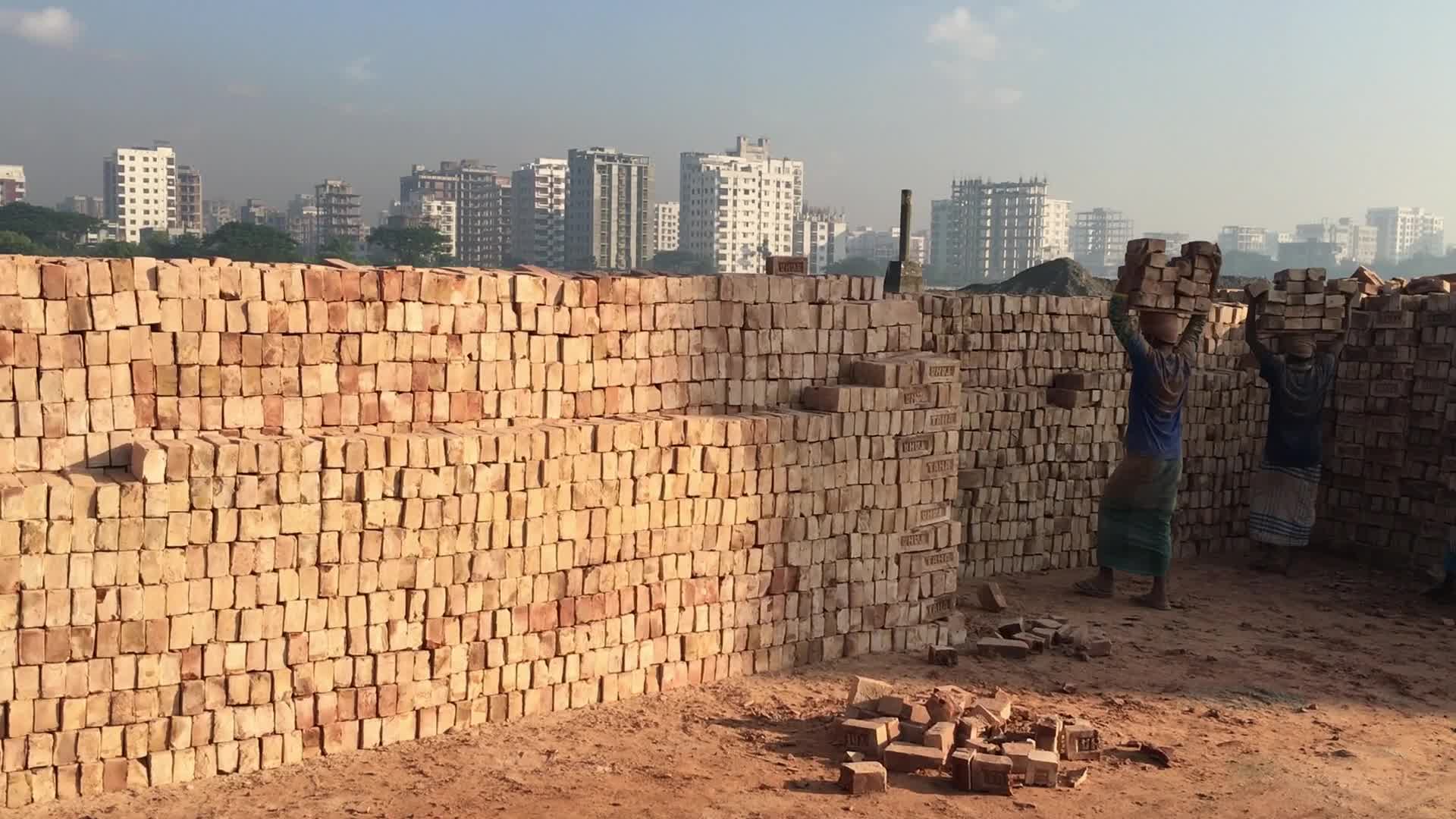 Seasonal Migrant Worker In Dhaka